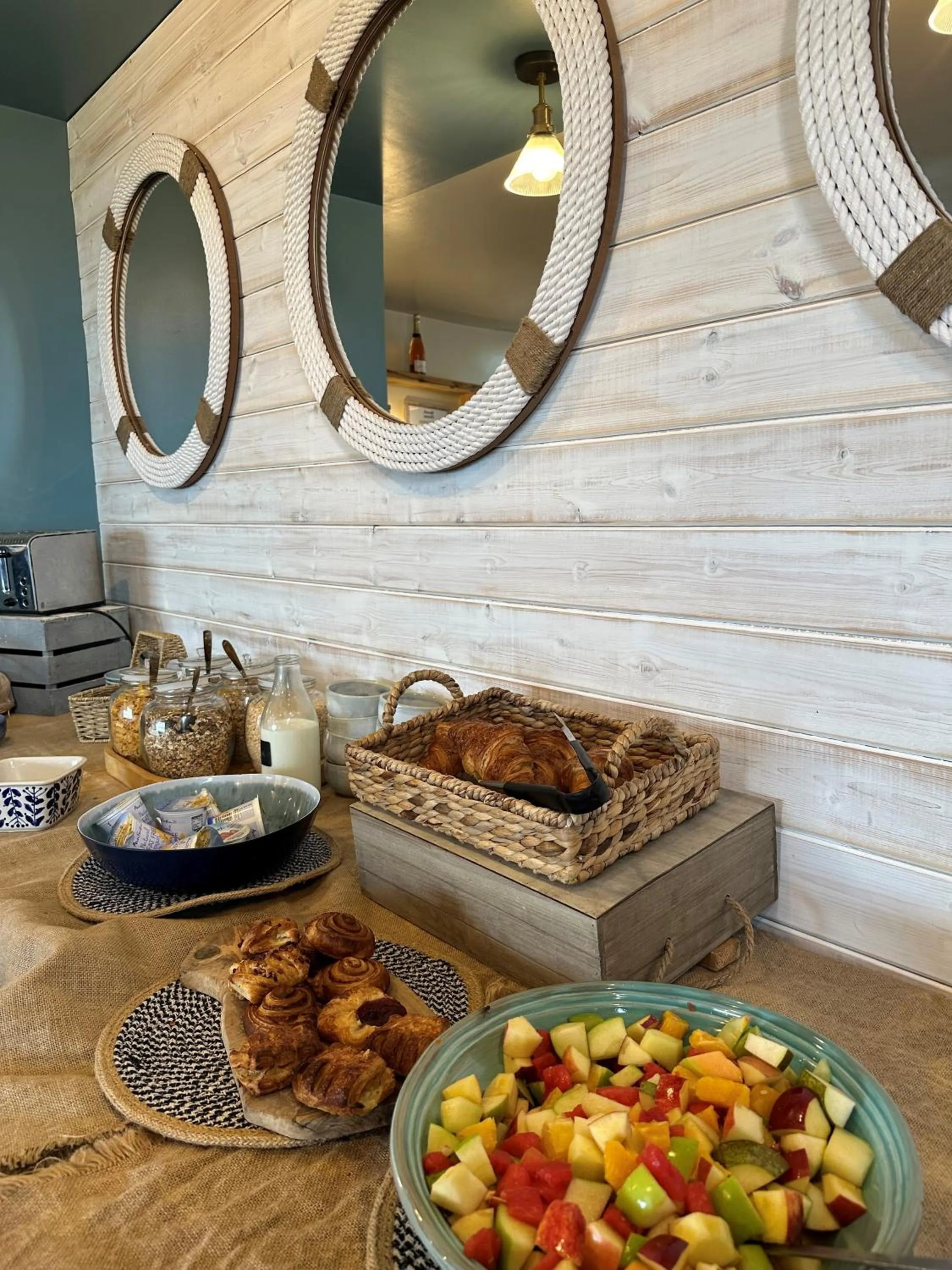 Buffet breakfast in Beach House Hotel