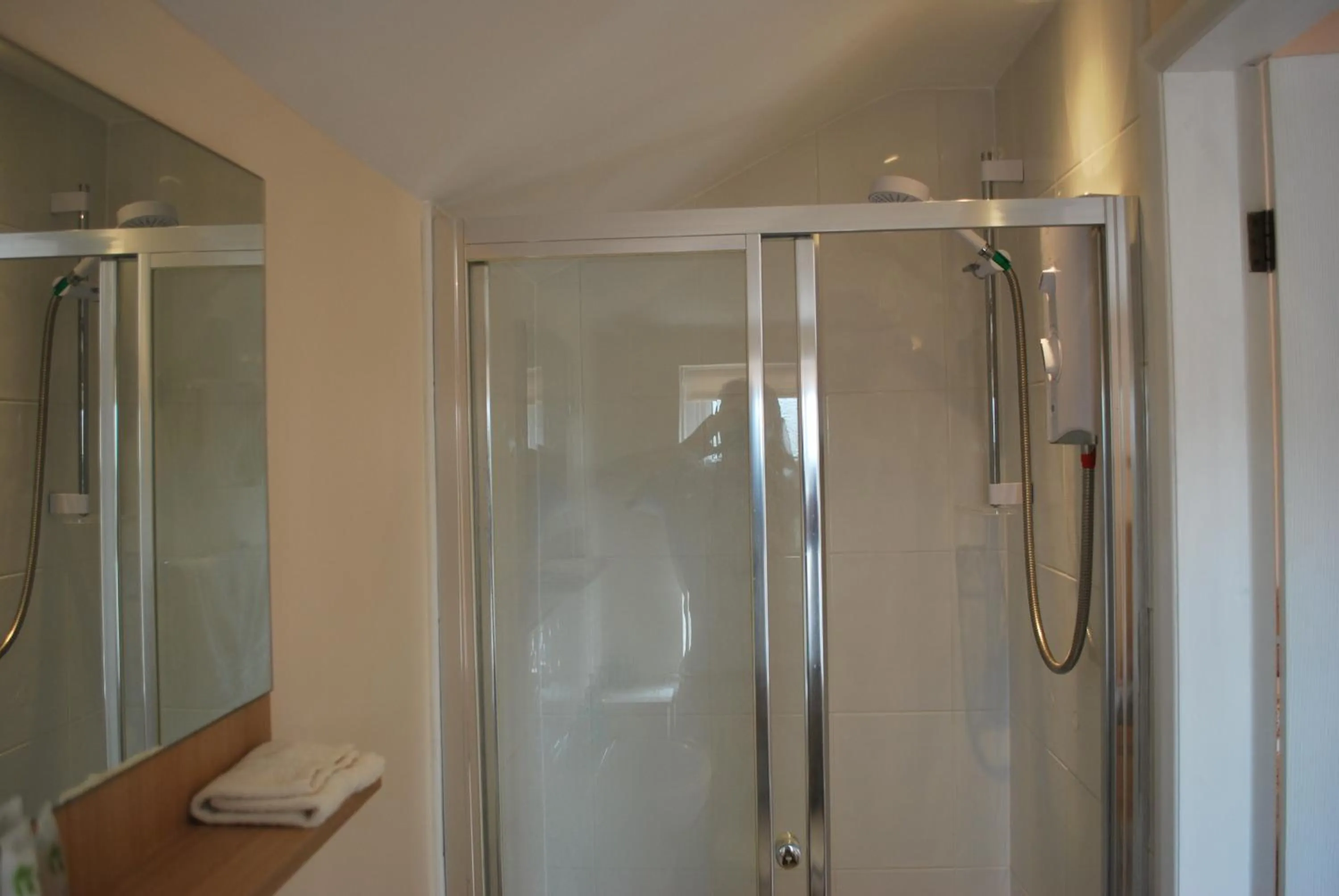 Bathroom in Hillcroft Luxury Bed & Breakfast