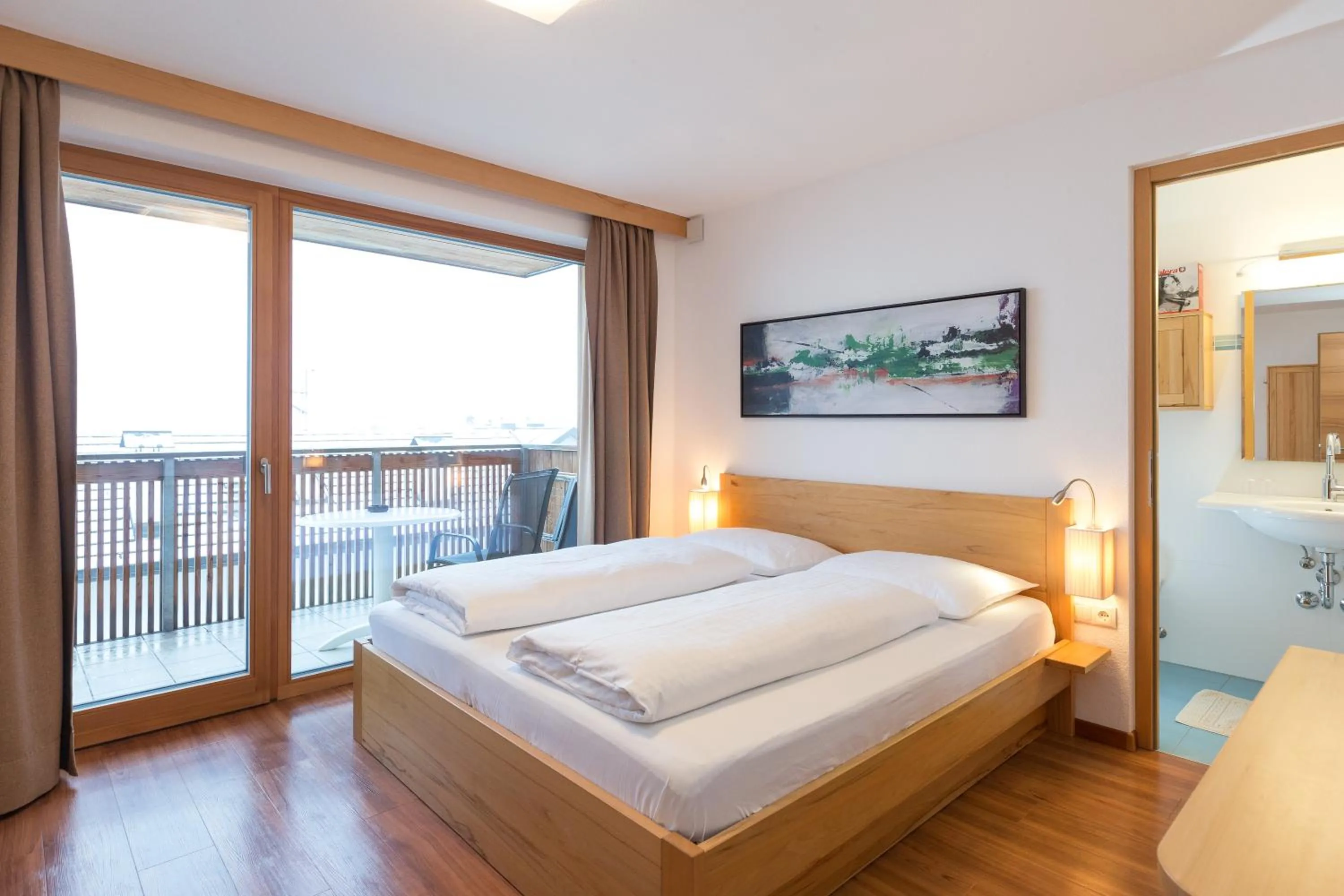 Photo of the whole room, Bed in Residence Aichner