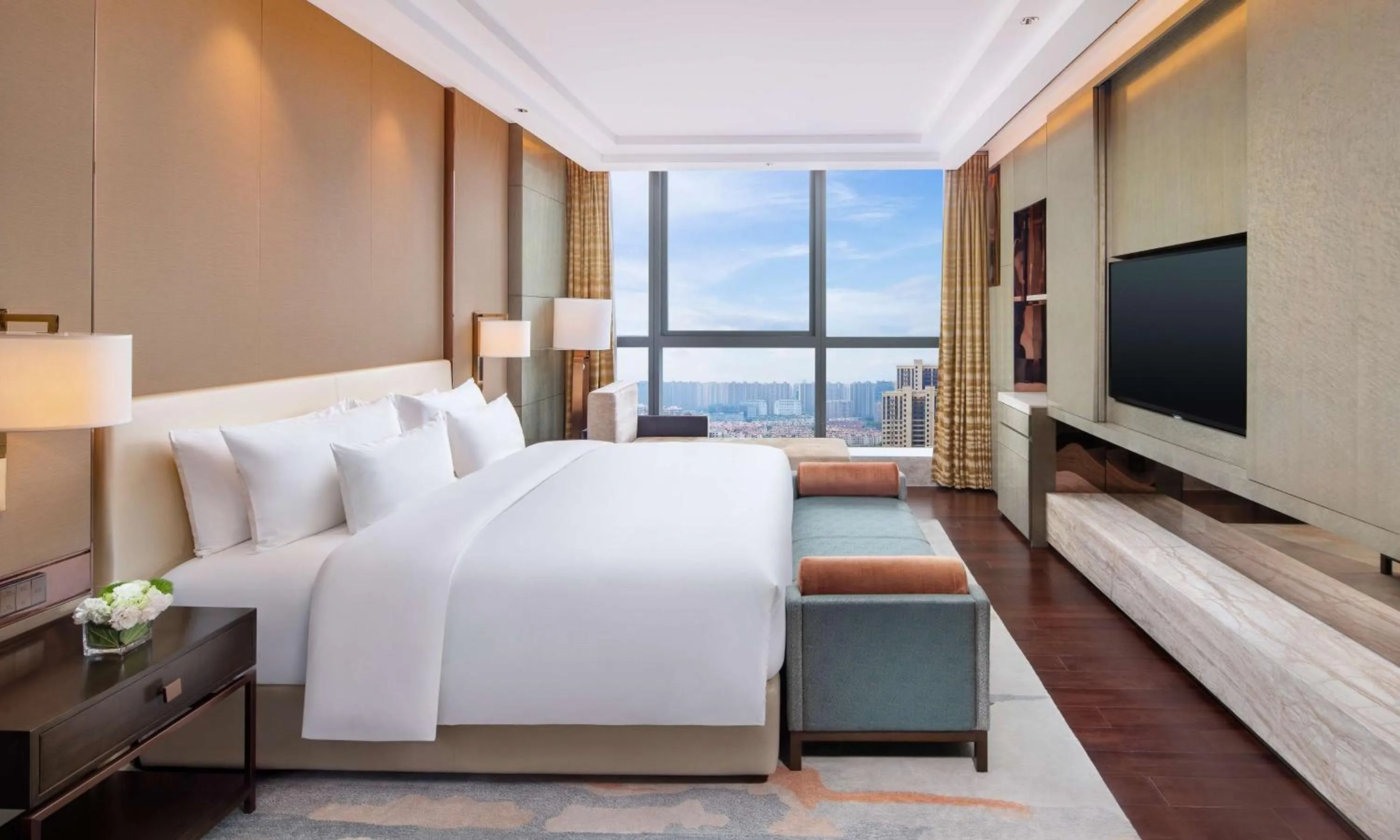 Photo of the whole room, Bed in Radisson Collection, Wuxi