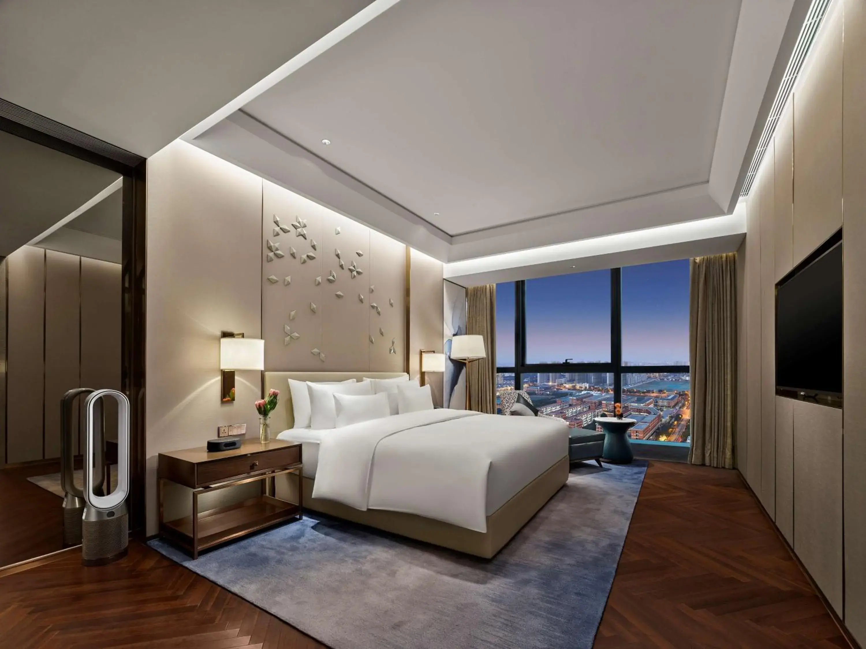 Photo of the whole room in Radisson Collection, Wuxi
