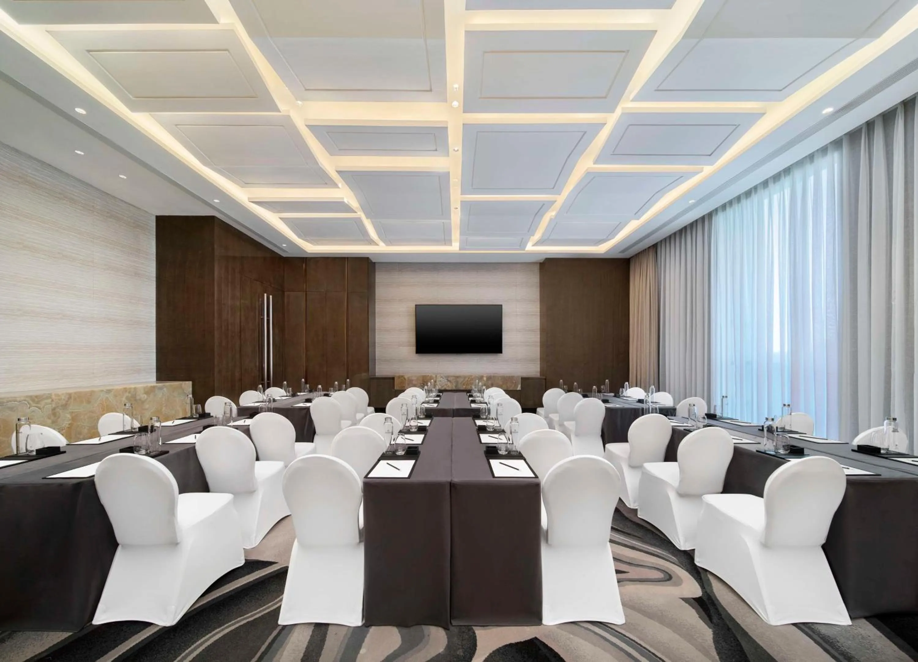 Meeting/conference room in Radisson Collection, Wuxi