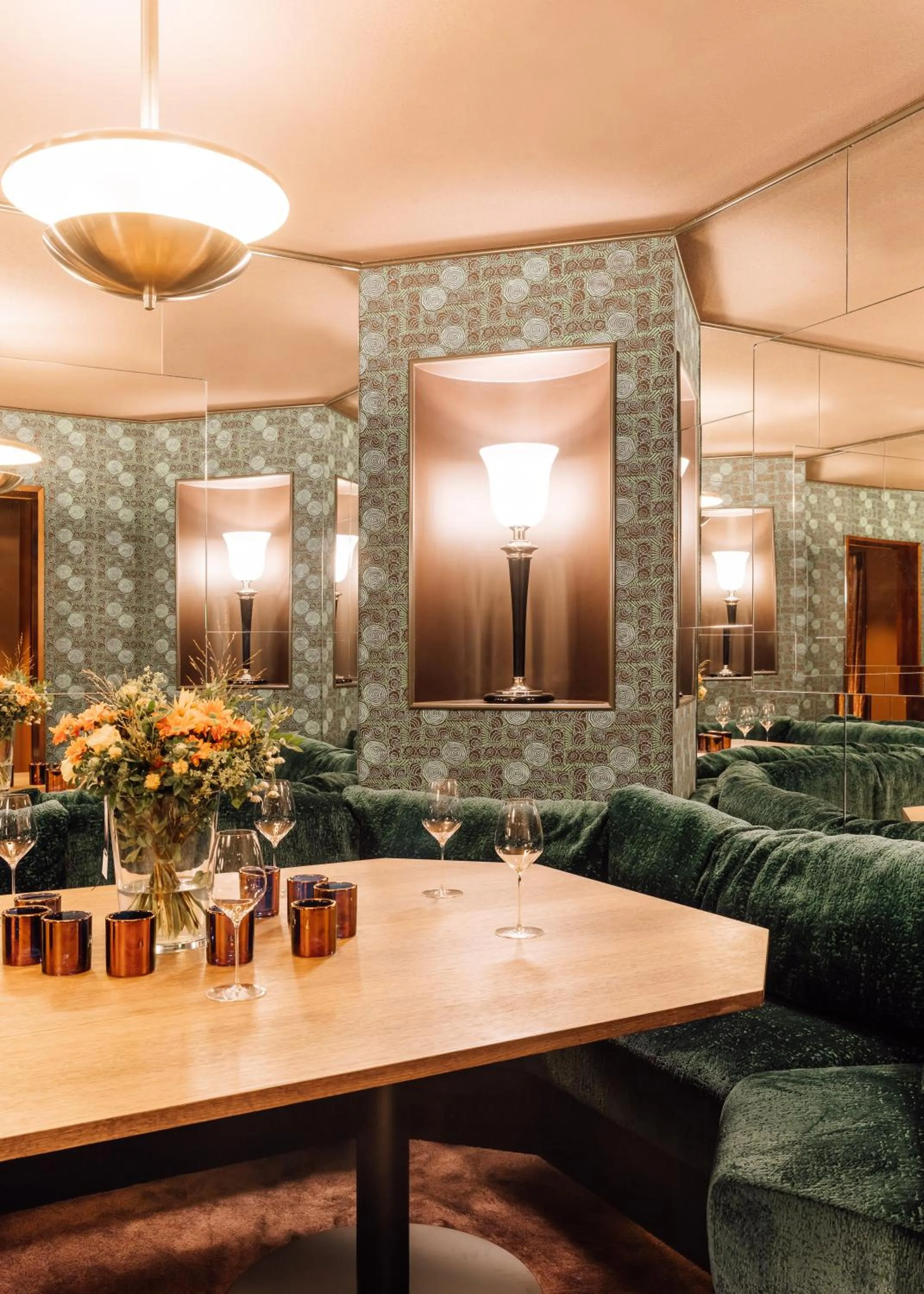 Restaurant/places to eat in Sommerro