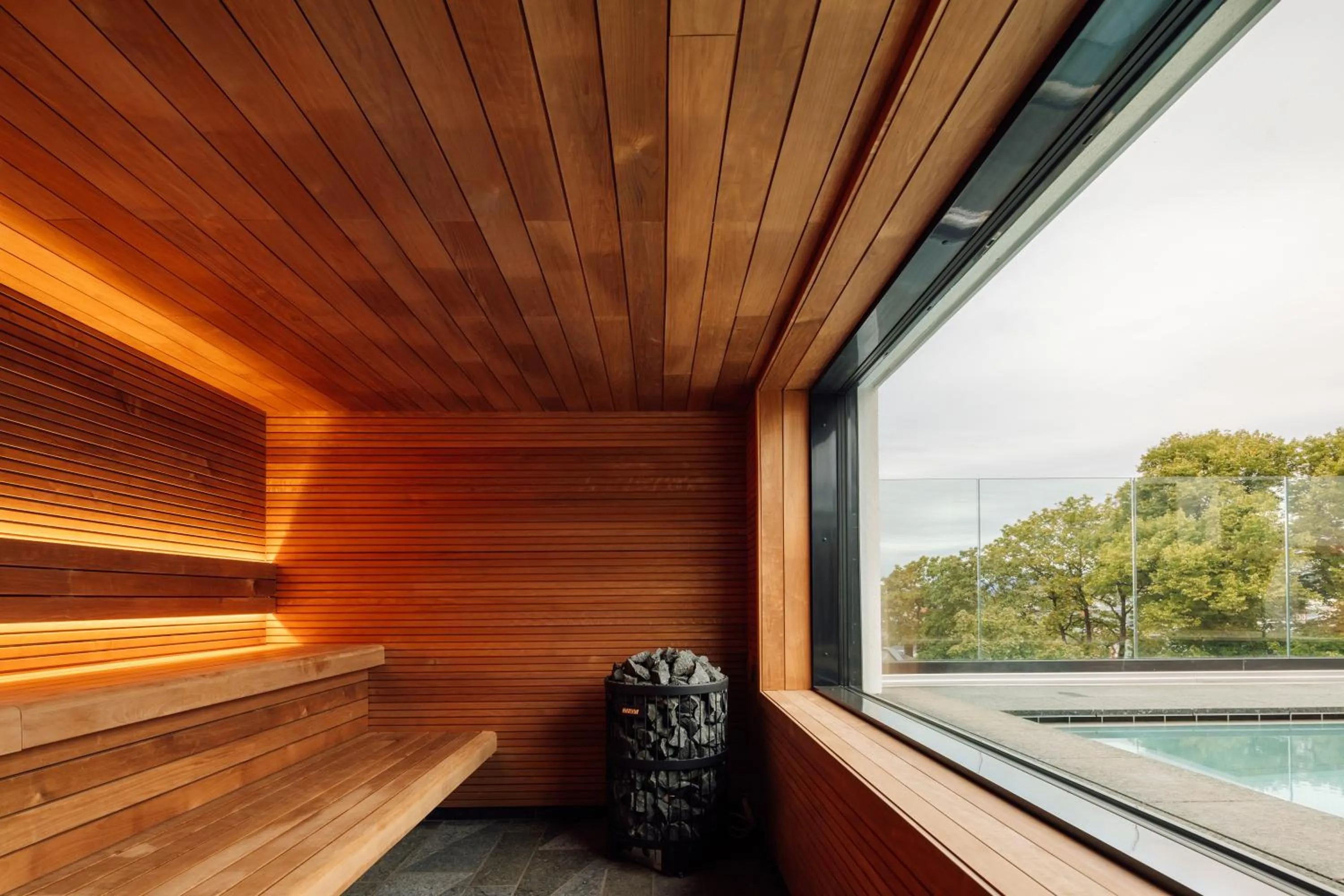 Pool view in Sommerro