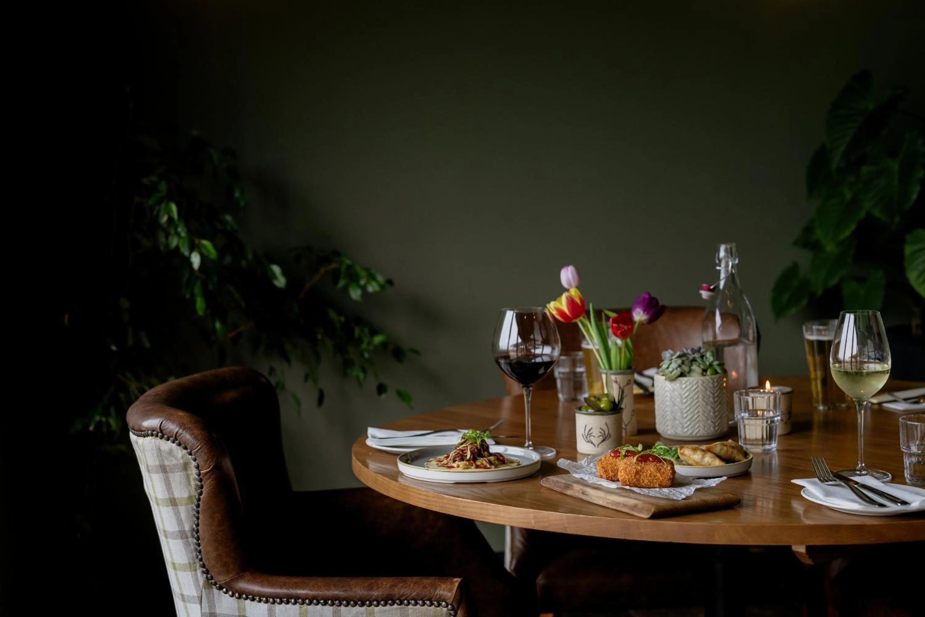 Restaurant/places to eat in White Hart Inn