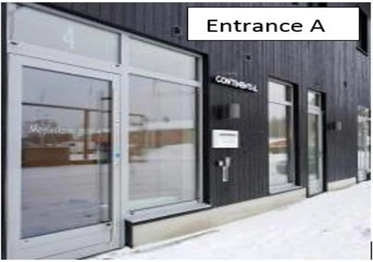 Facade/entrance in Continental Apartment Hotel Knivsta