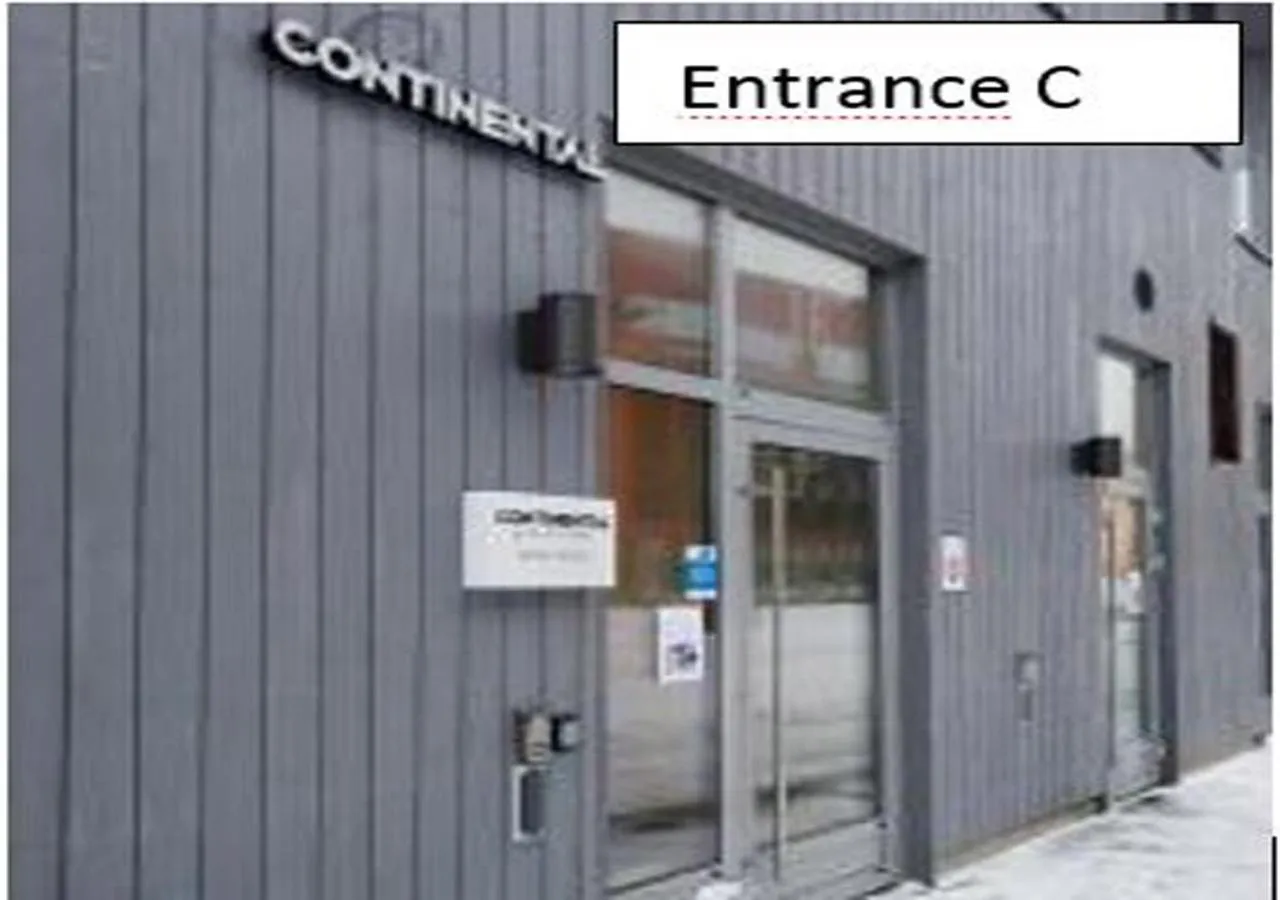 Facade/entrance in Continental Apartment Hotel Knivsta