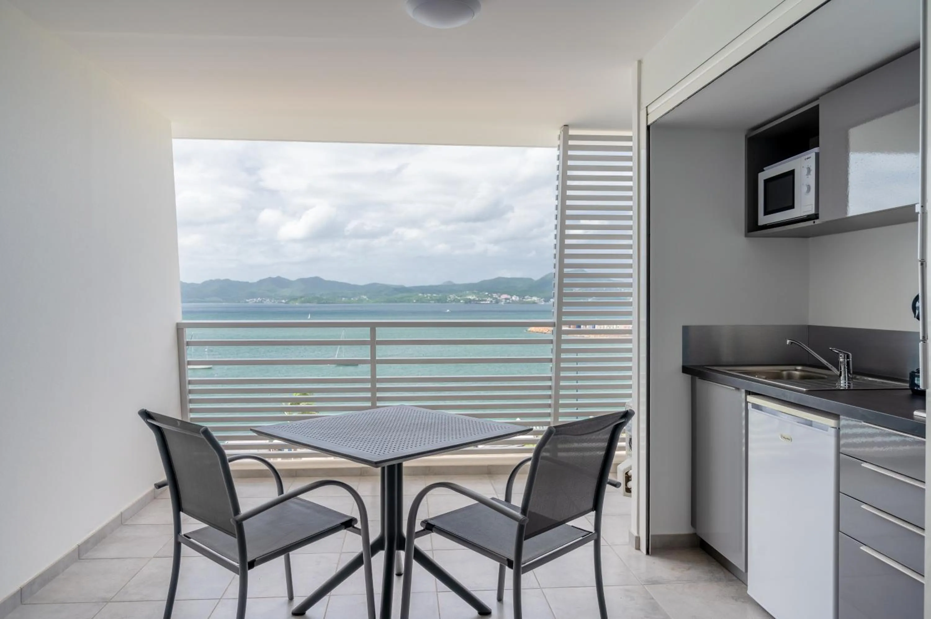 Natural landscape in B&B HOME Fort-de-France Marina