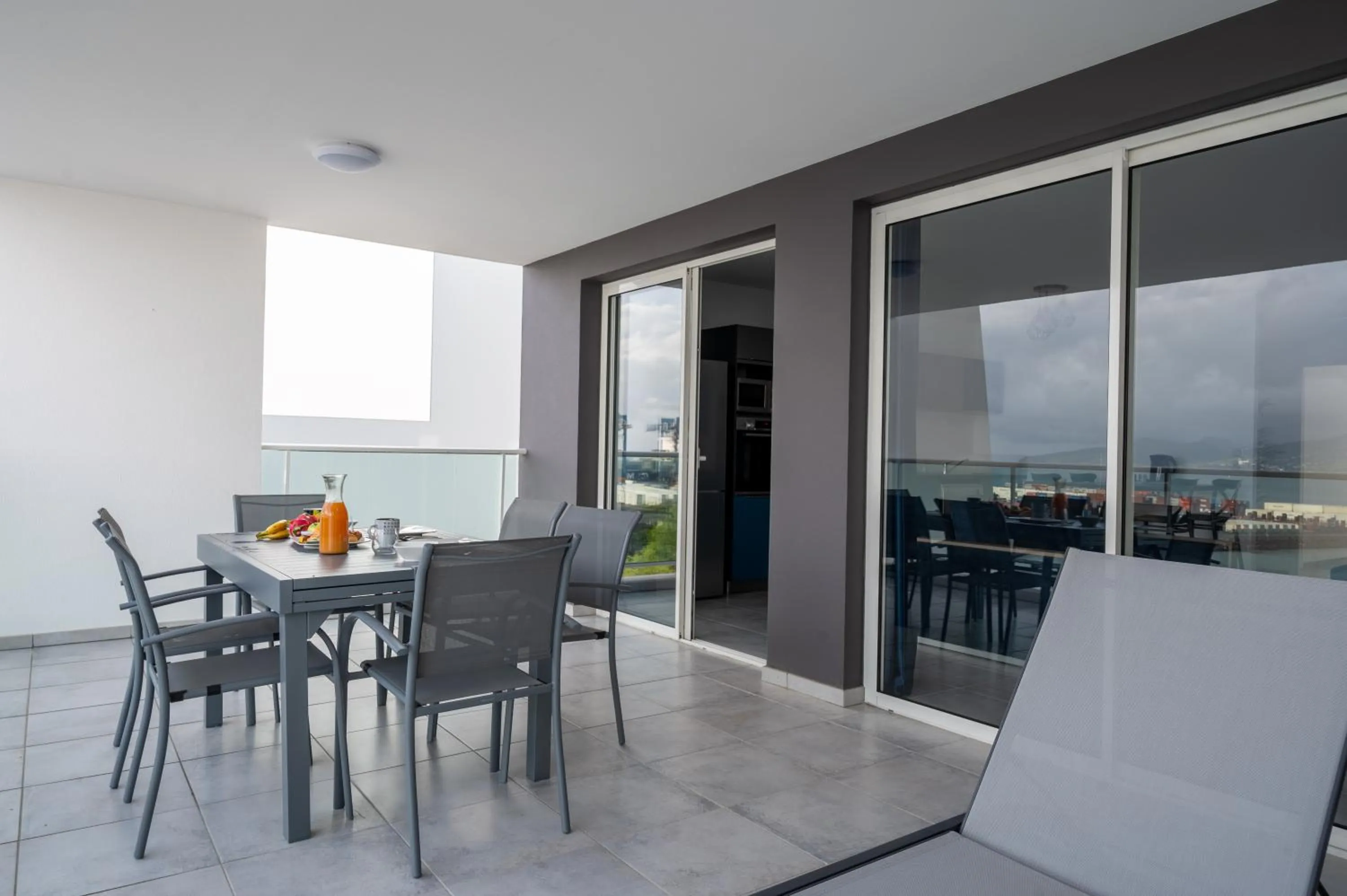 Balcony/Terrace in B&B HOME Fort-de-France Marina