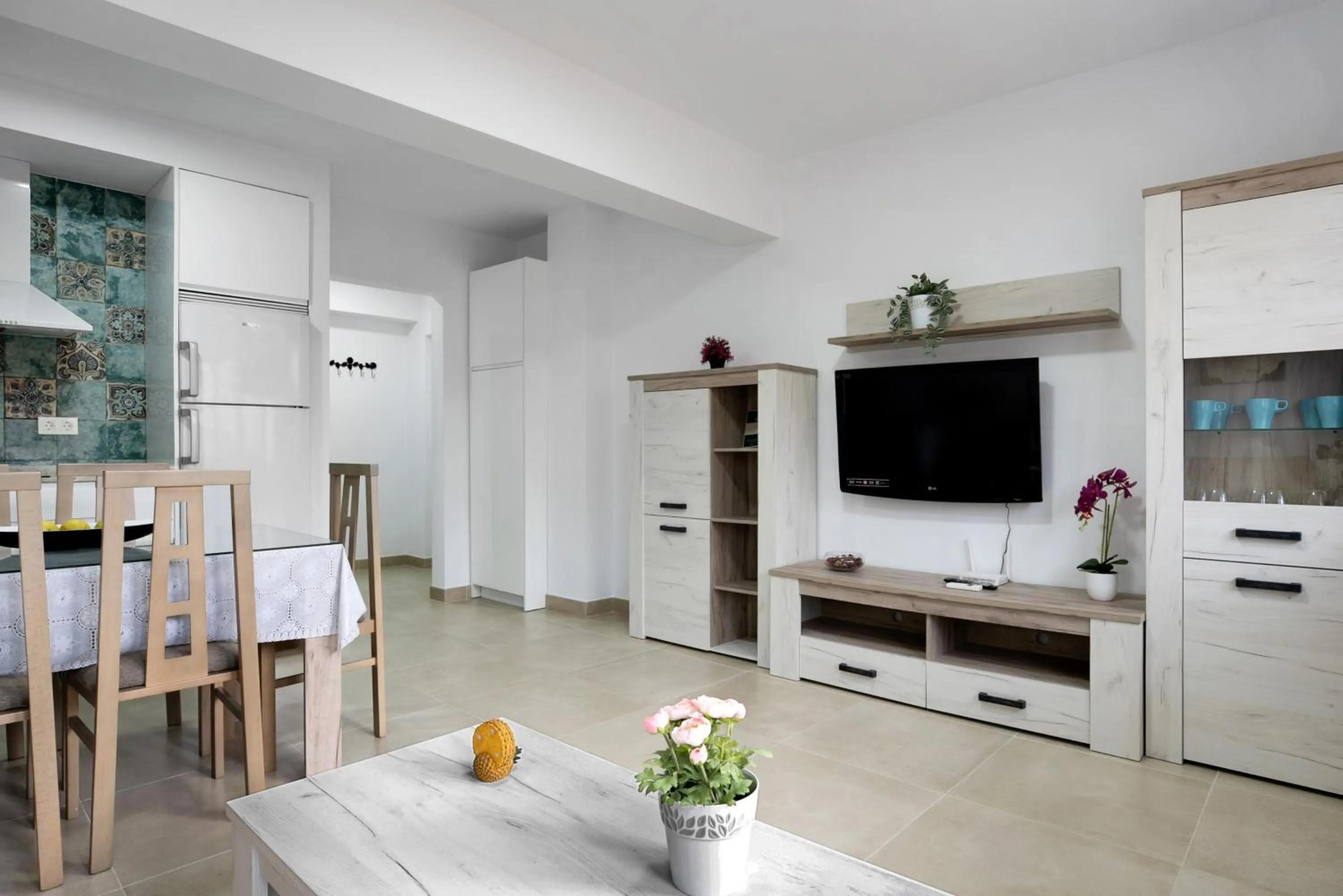 Three-Bedroom Apartment - Oceanfront in Apartamento Atalaya