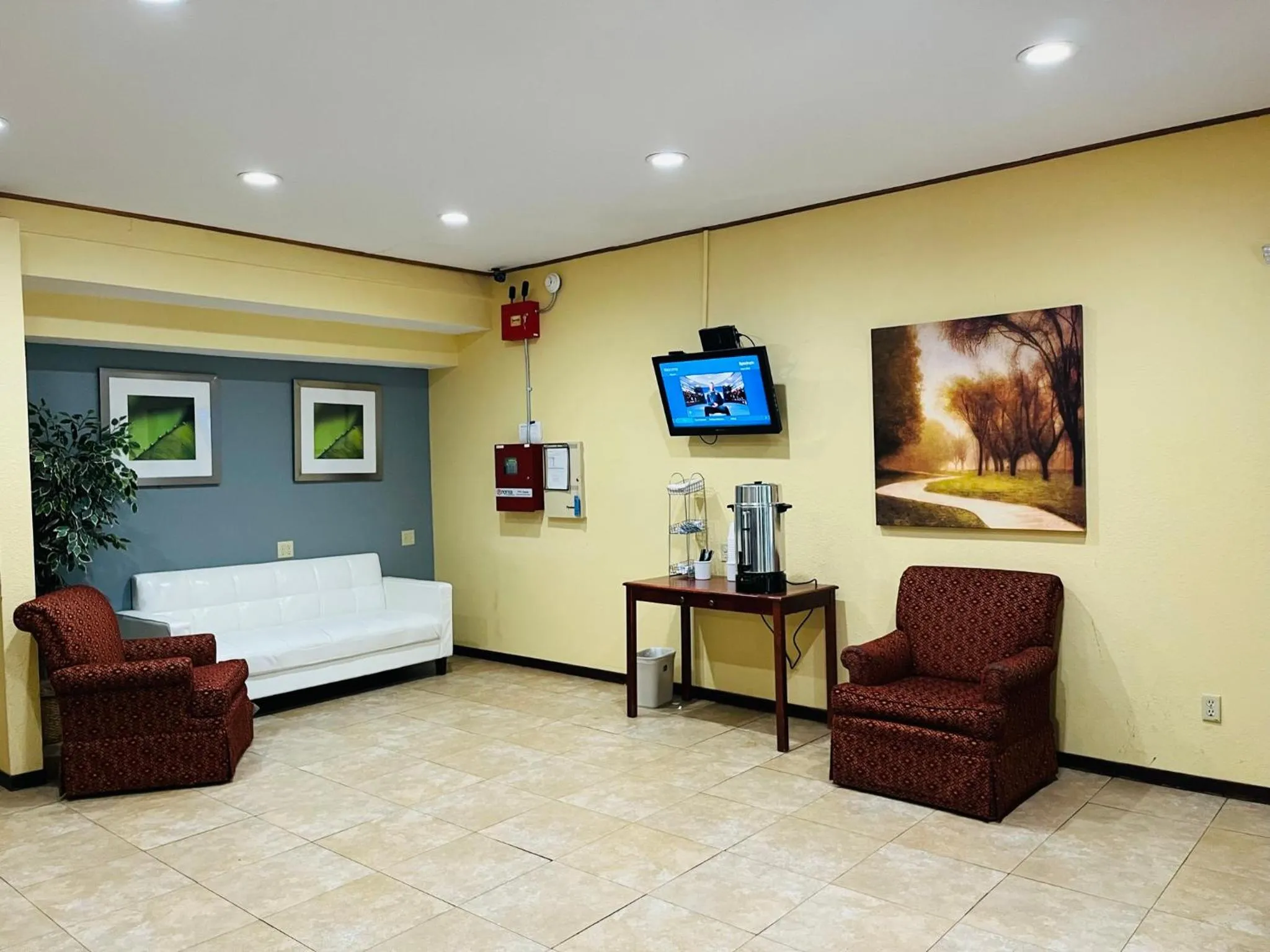 Living room in Rodeway Inn Whitehall