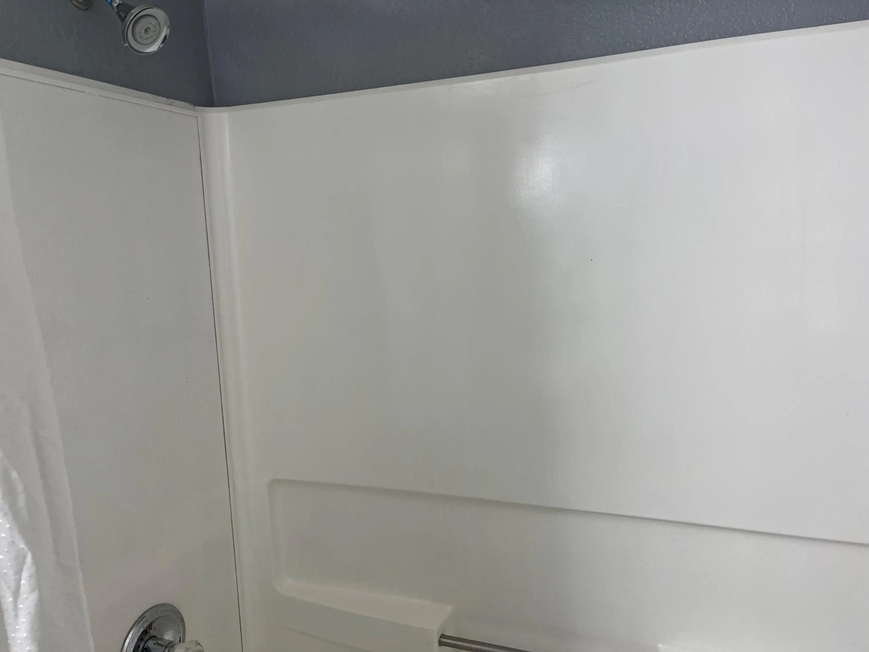 Shower in Rodeway Inn Whitehall