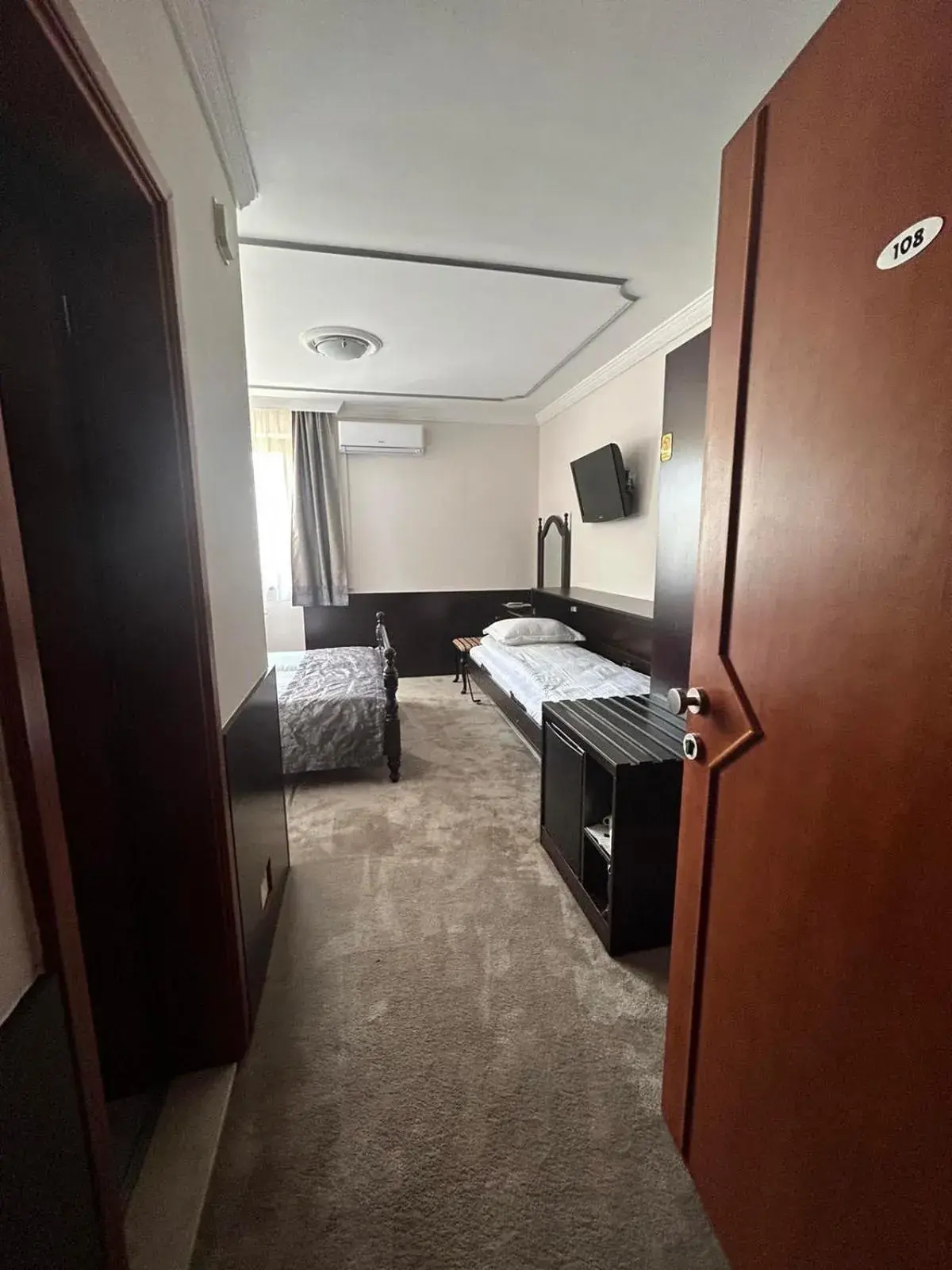 Triple Room in Hotel Bosna 1 Triple Room in Hotel Bosna 1