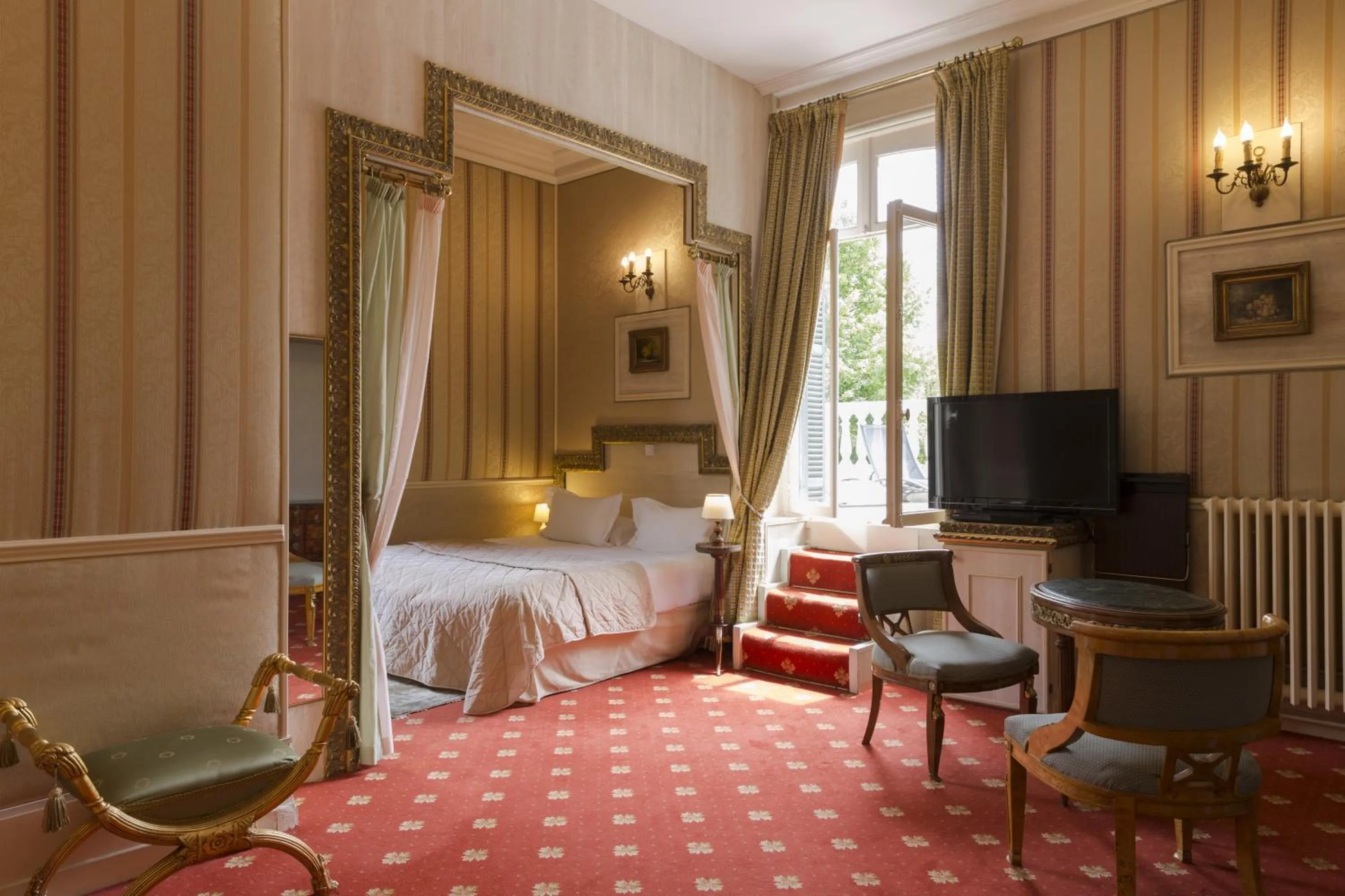 Bed in Belle Isle Sur Risle - Chateau Hotel & Spa