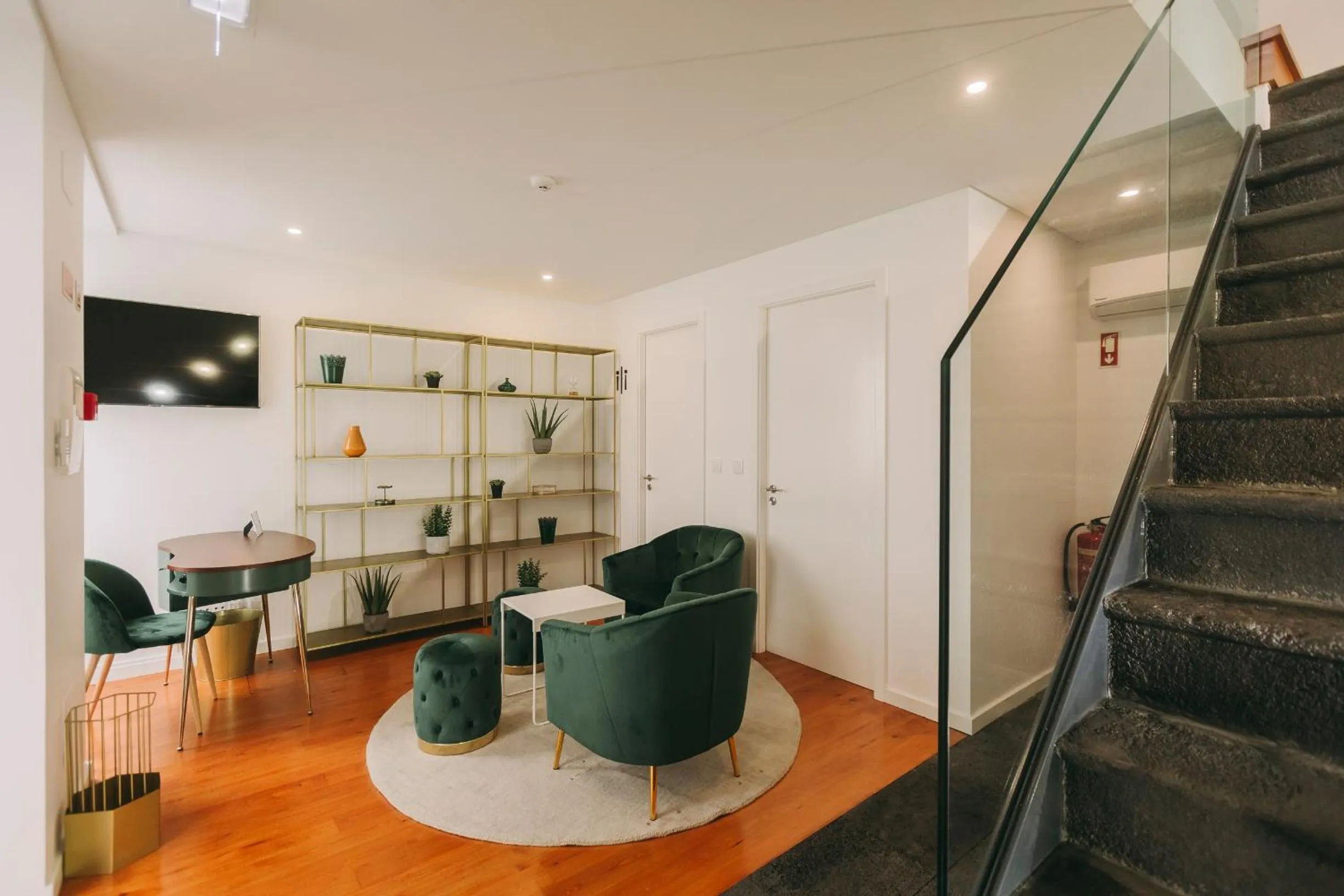 Living room in Azores Inn - Family Suites