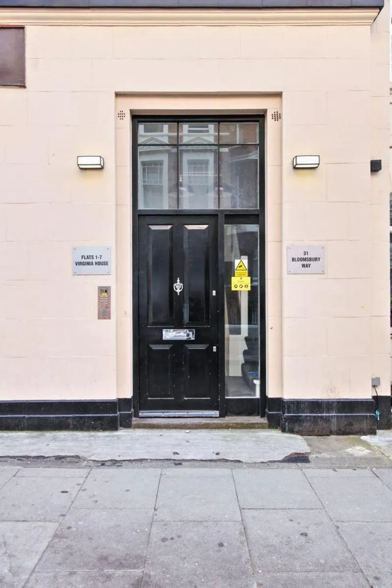 Property building in 2VH Virginia House, 31 Bloomsbury Way by City Living London
