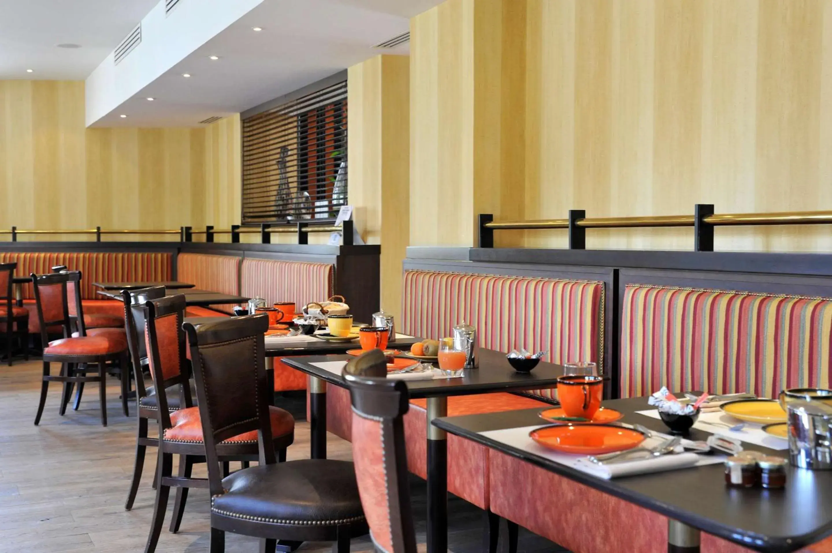 Restaurant/places to eat in Best Western La Metairie Restaurant/places to eat in Best Western La Metairie