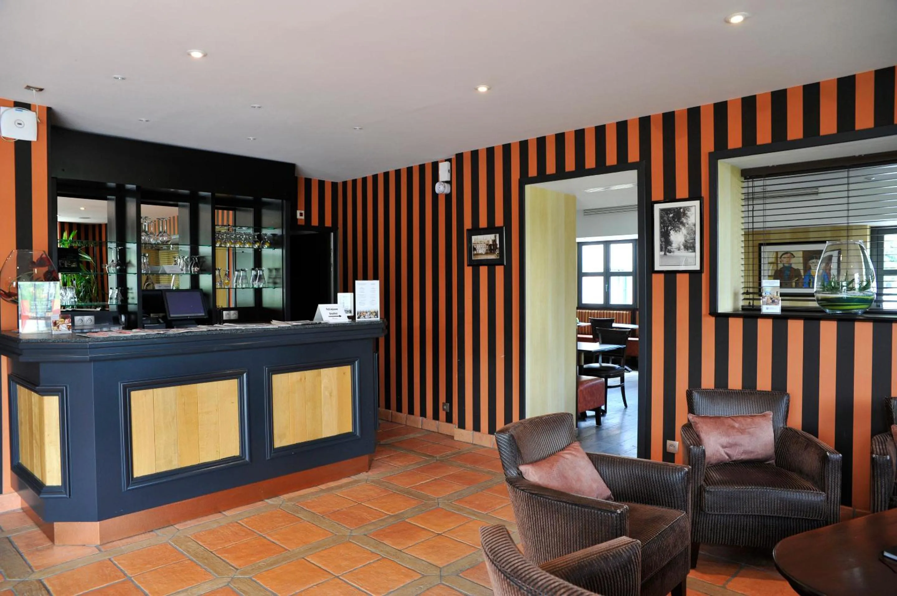 Lounge or bar in Best Western La Metairie