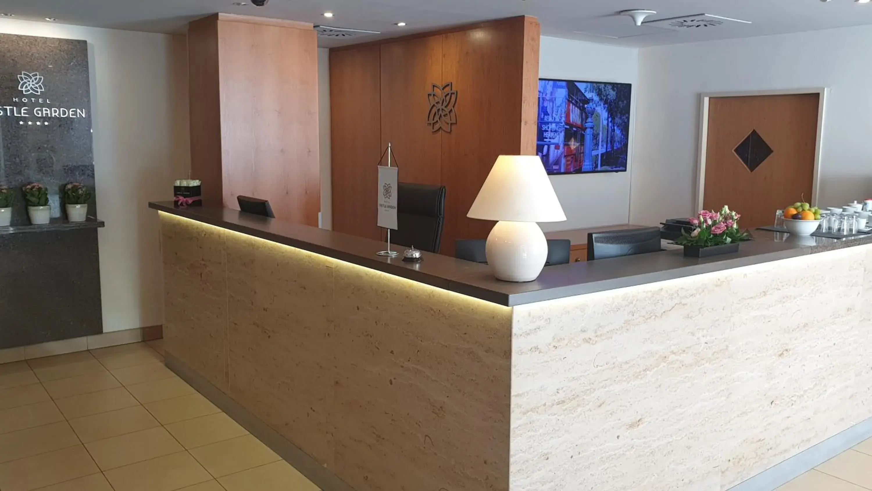 Lobby or reception in Hotel Castle Garden Lobby or reception in Hotel Castle Garden