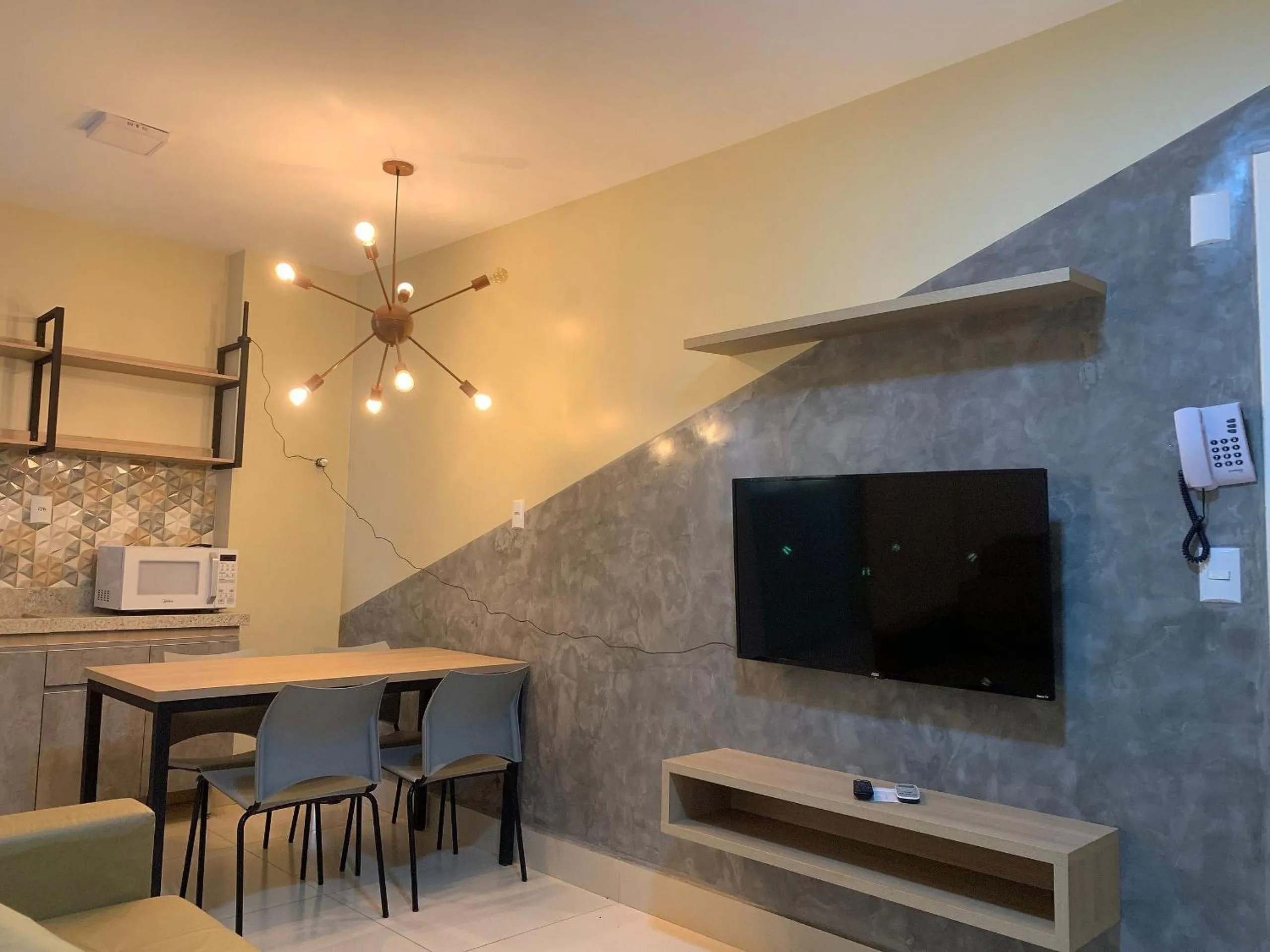 TV and multimedia in Hotel Toulon Caldas Novas