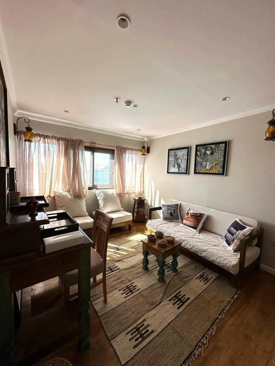 Living room in Artika Wadi Kiki Hotel