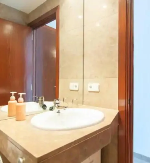 Bathroom in Picasso Suites