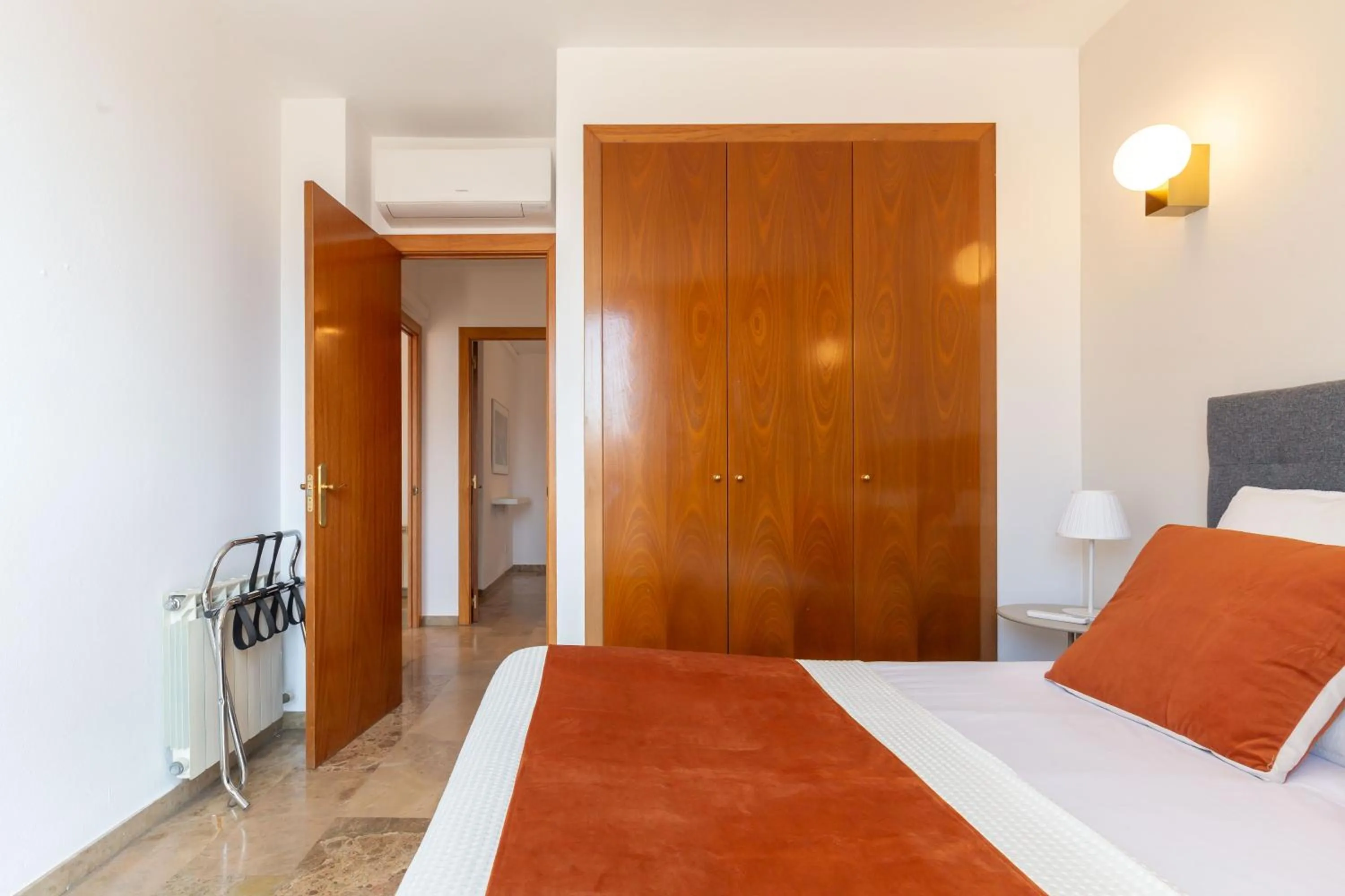 Bedroom, Bed in Picasso Suites