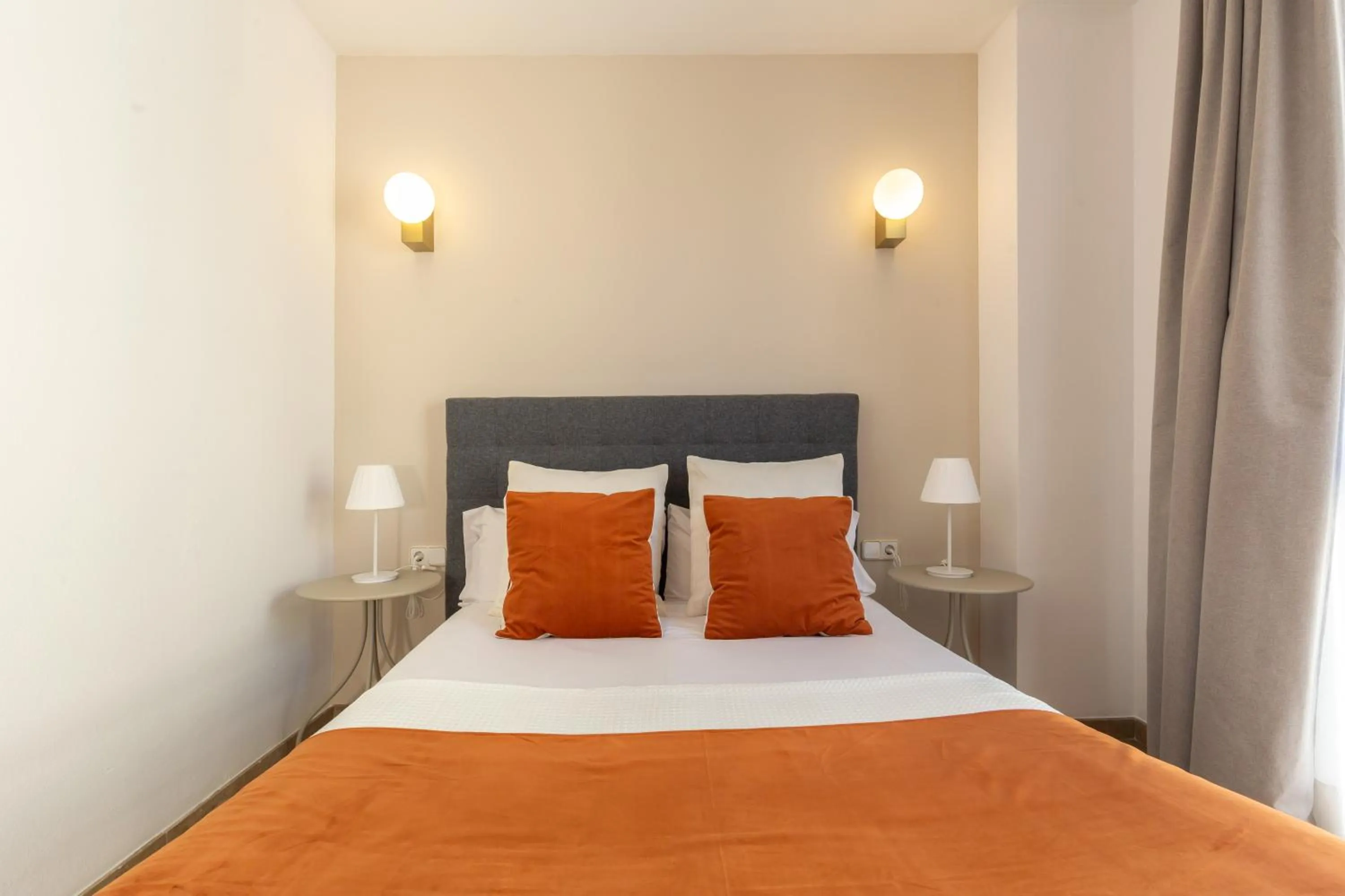 Photo of the whole room, Bed in Picasso Suites