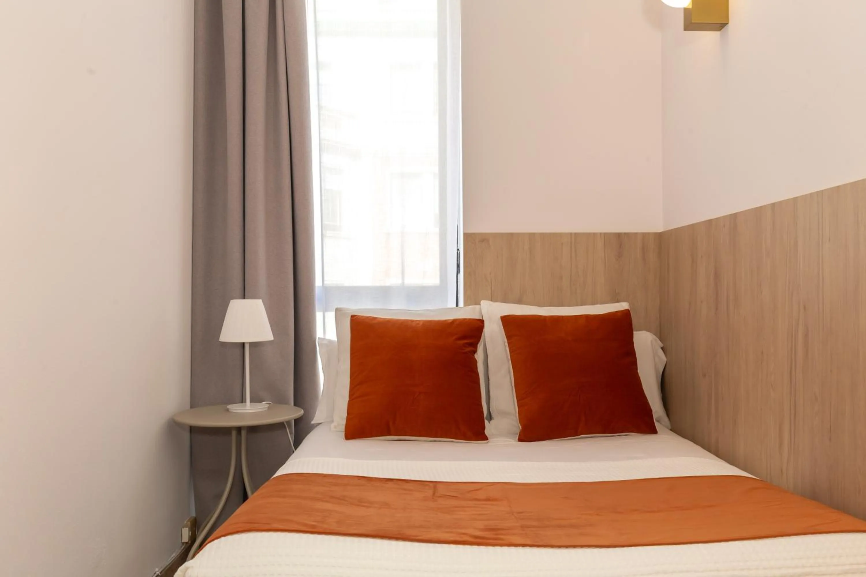 Bedroom, Bed in Picasso Suites