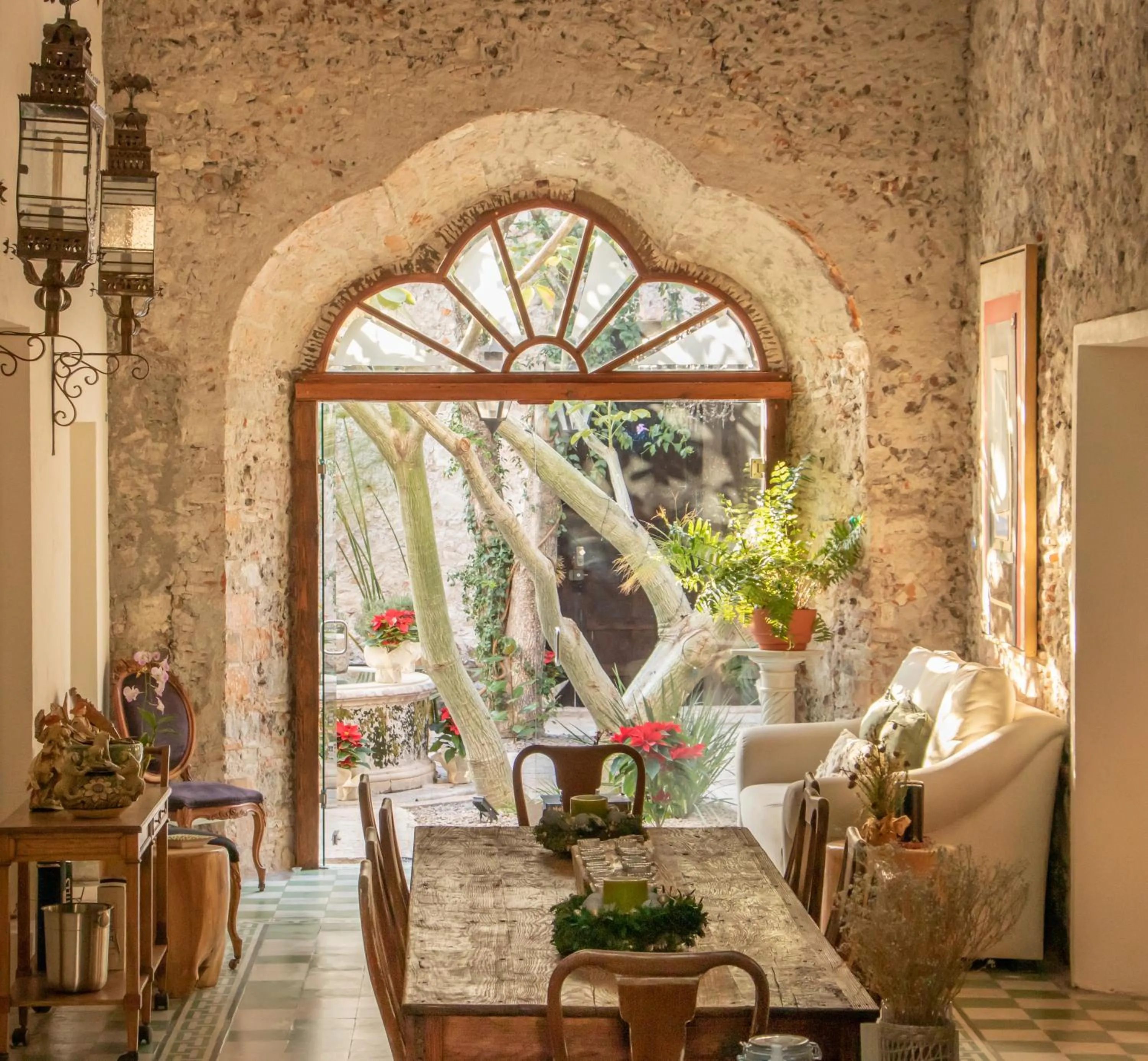 Living room in Orchid House San Miguel de Allende