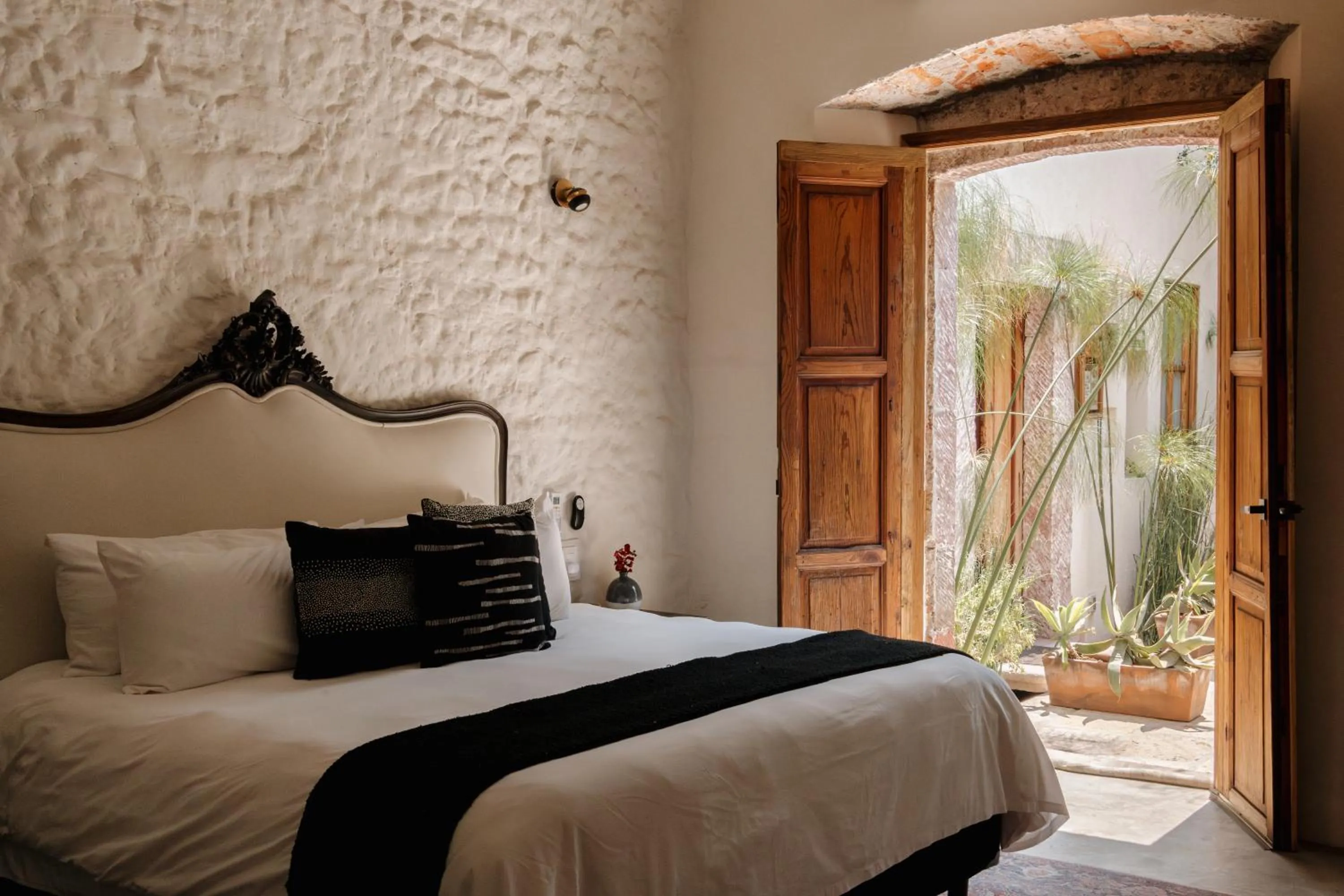 Bedroom, Bed in Orchid House San Miguel de Allende