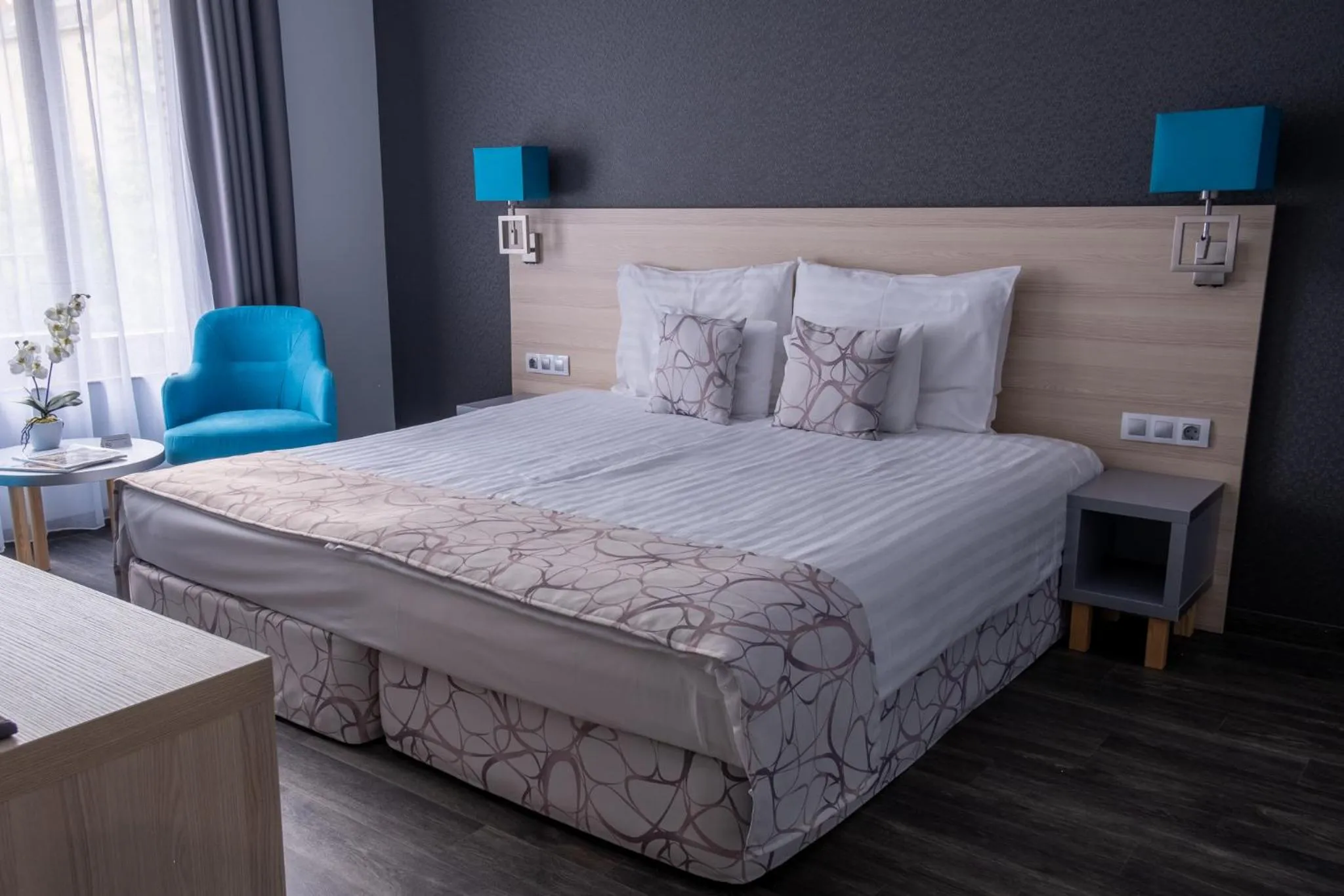 Restaurant/places to eat, Bed in Hotel Regnum Residence