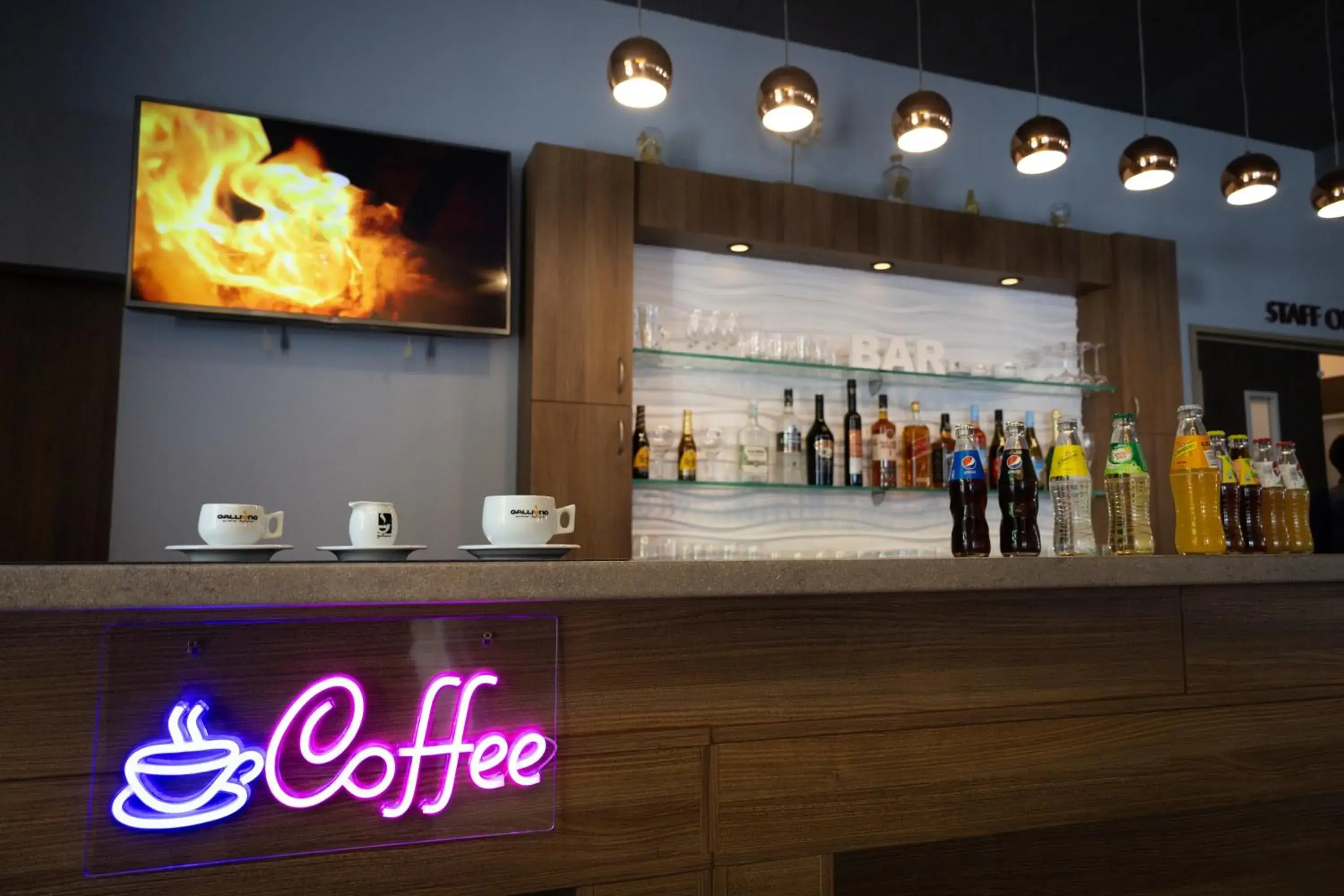 Restaurant/places to eat in Hotel Regnum Residence Restaurant/places to eat in Hotel Regnum Residence