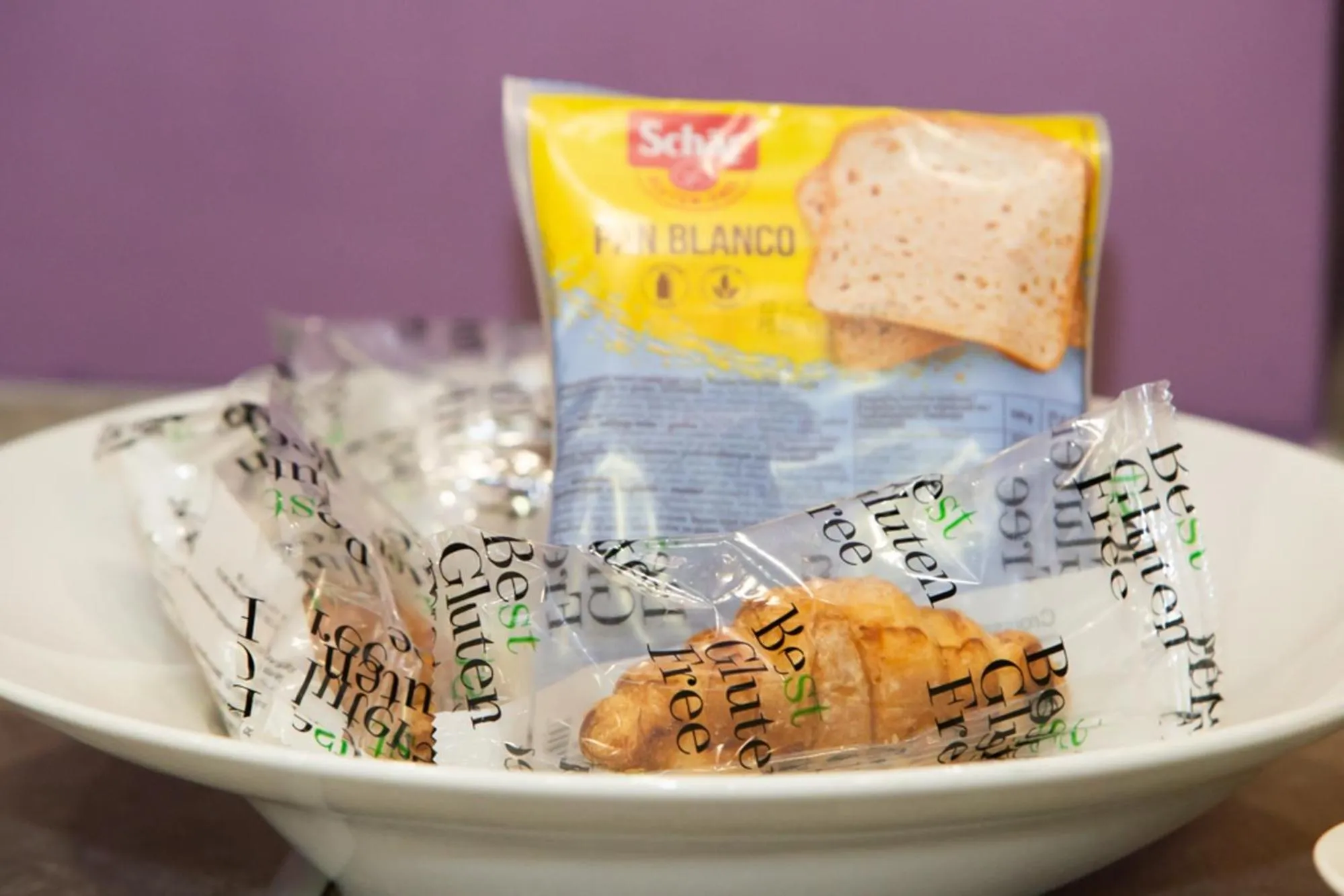 Restaurant/places to eat in Hotel Regnum Residence