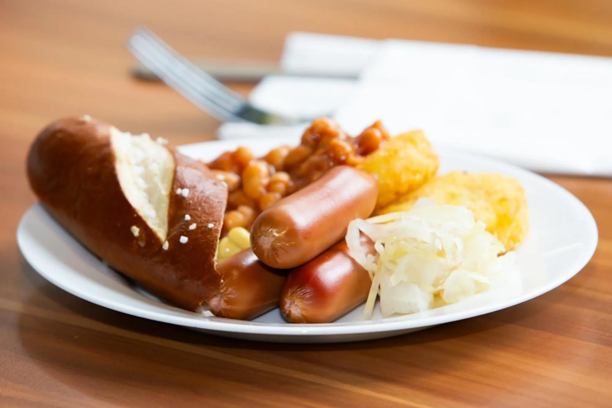 Restaurant/places to eat in Hotel Regnum Residence