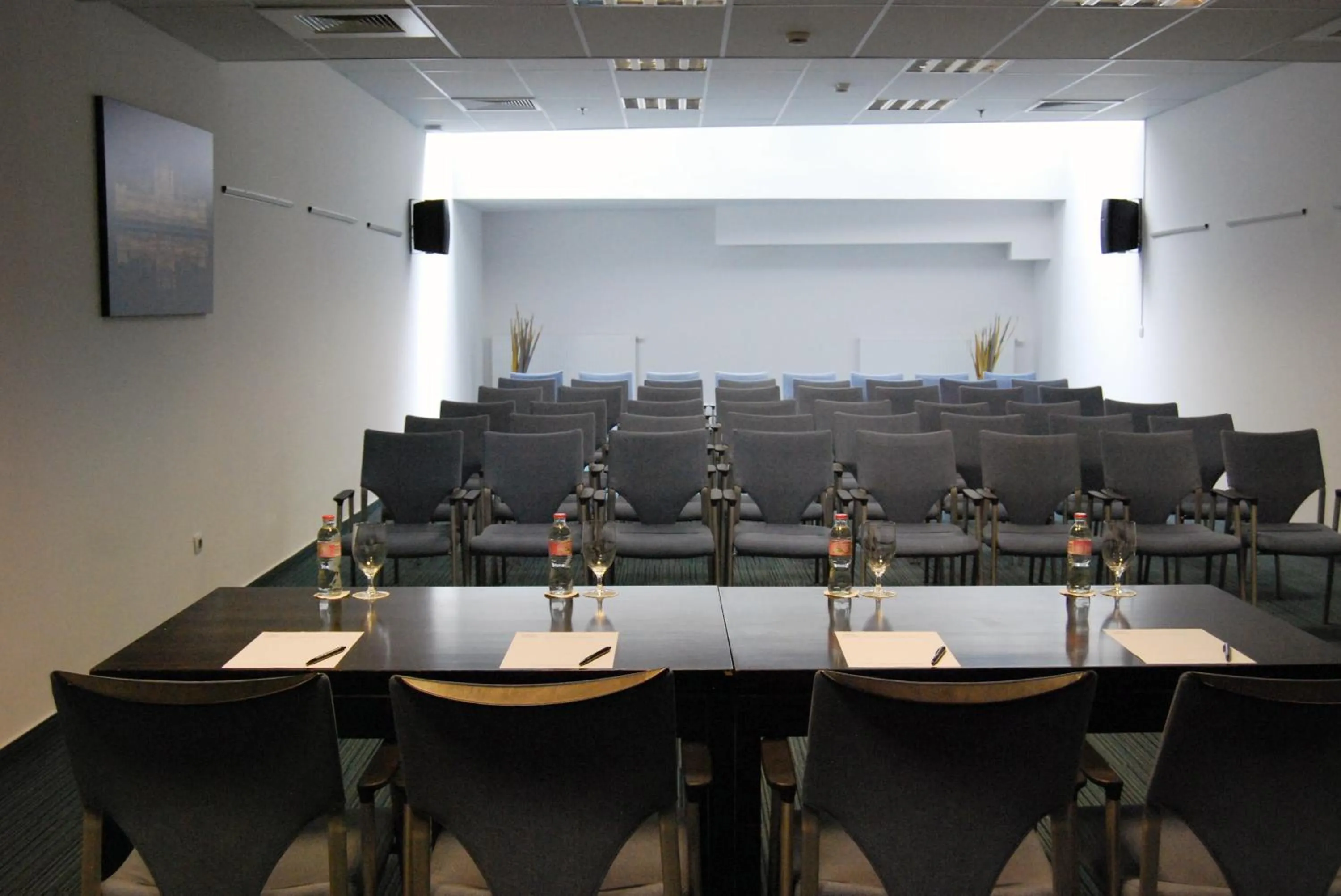 Business facilities in Hotel Regnum Residence