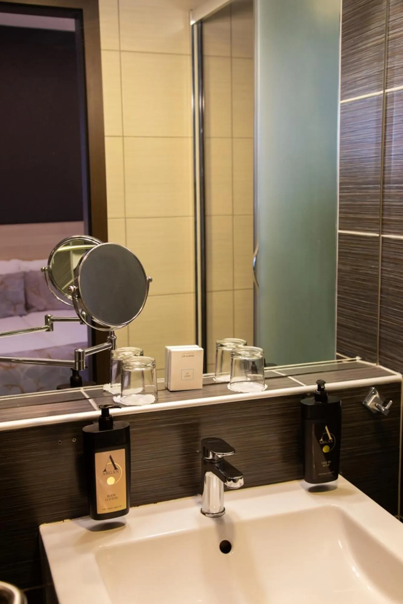 Toilet in Hotel Regnum Residence