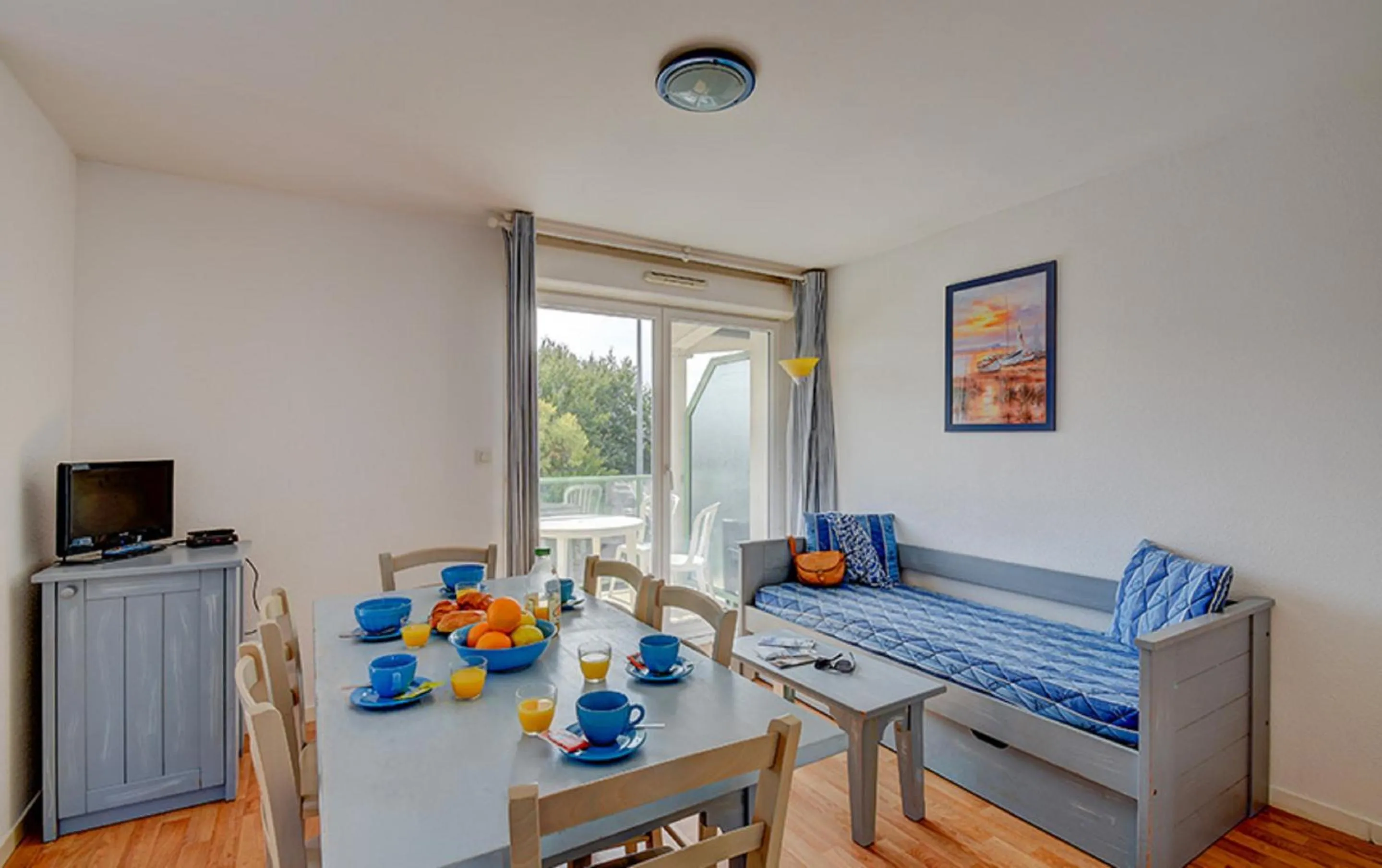 Living room in Vacancéole - Les Jardins de l'Amirauté