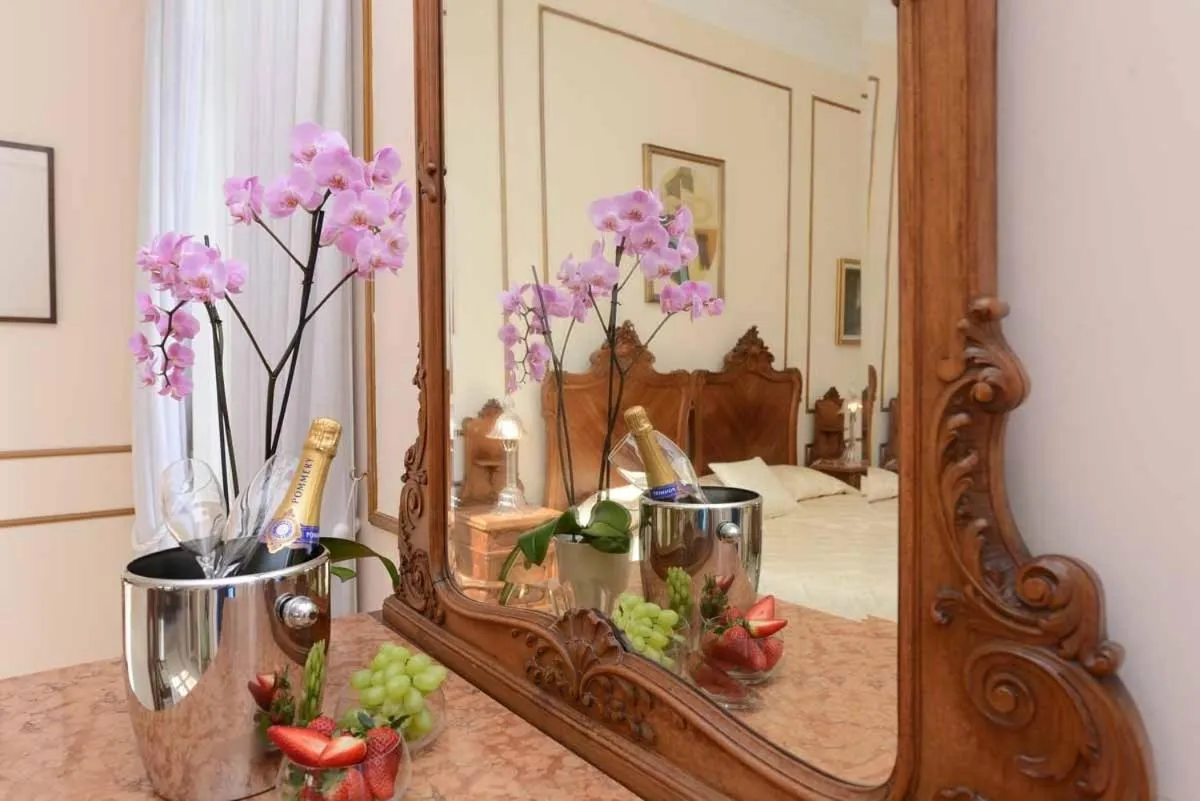 Decorative detail in Villa Verganti Veronesi