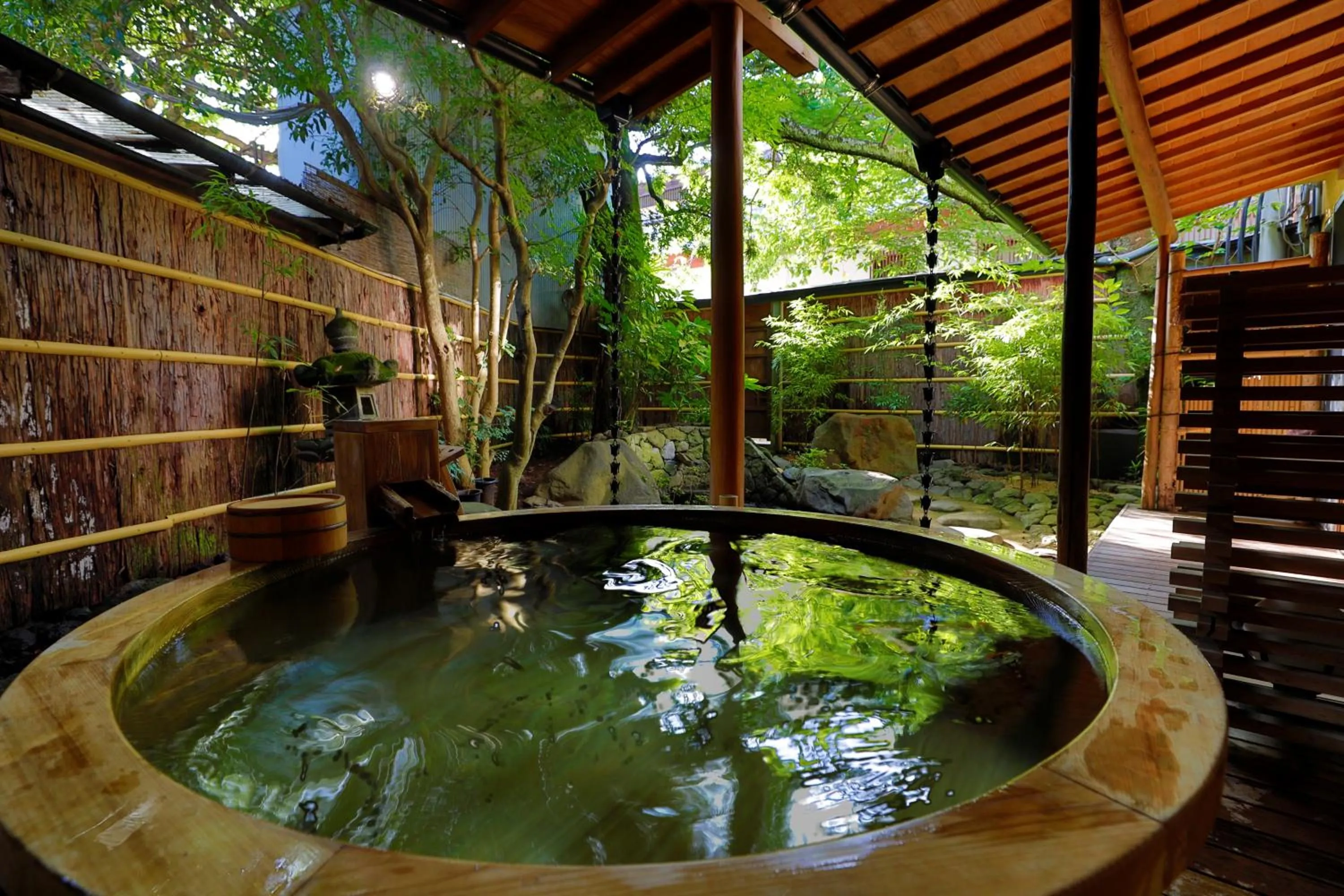 Open Air Bath in Sakahijiri gyokushoen