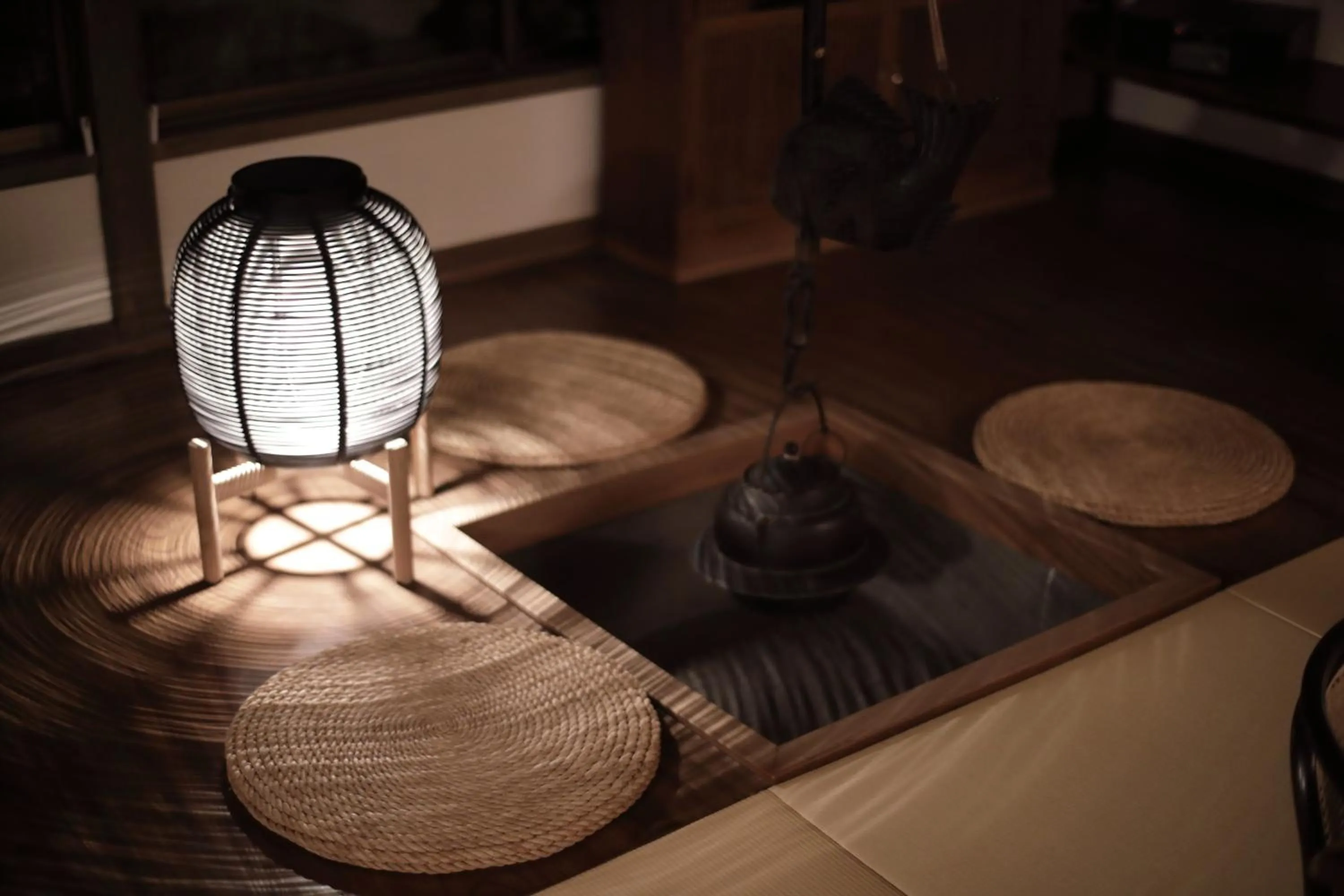 Photo of the whole room in Sakahijiri gyokushoen