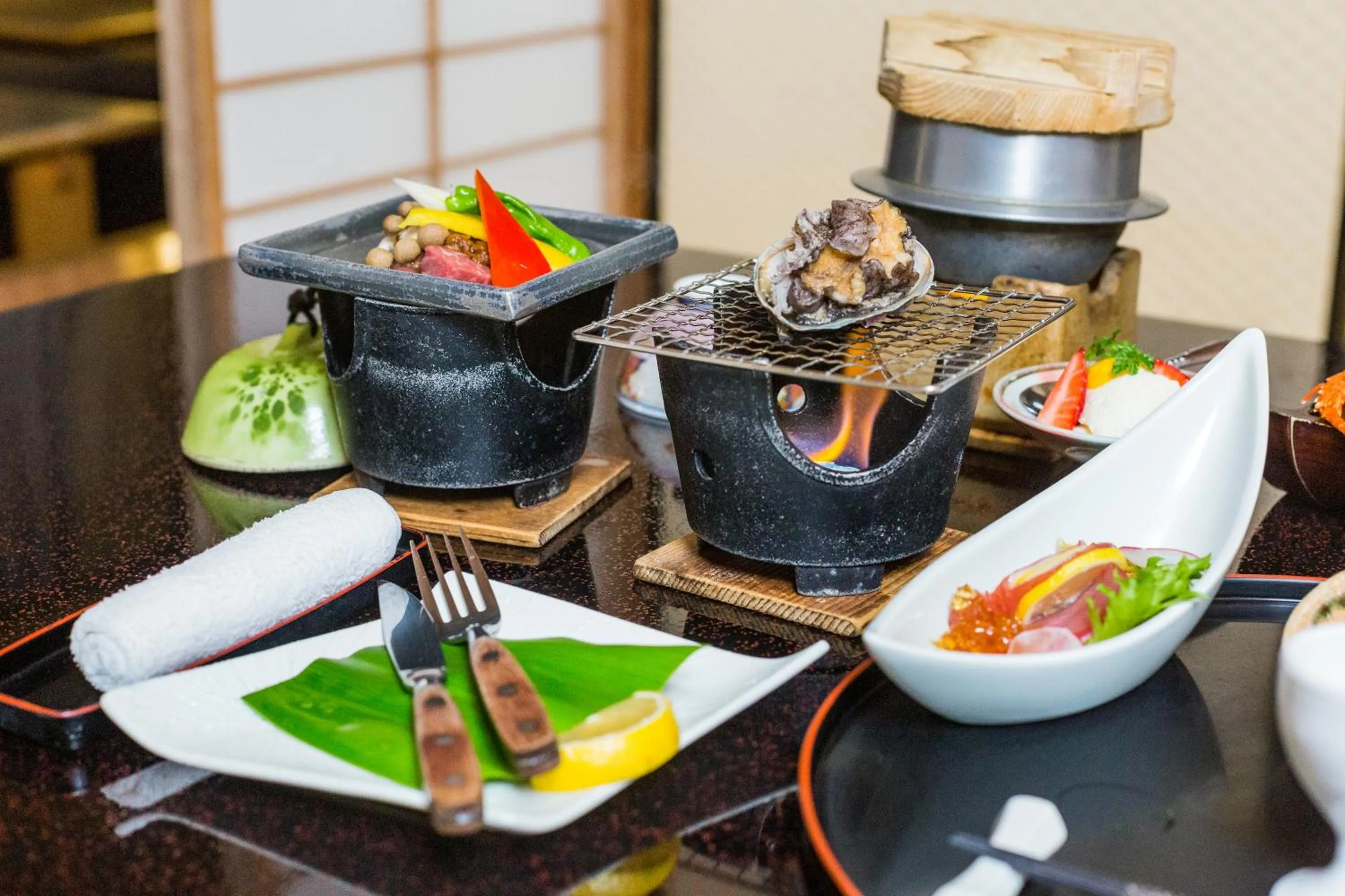 Food in Sakahijiri gyokushoen