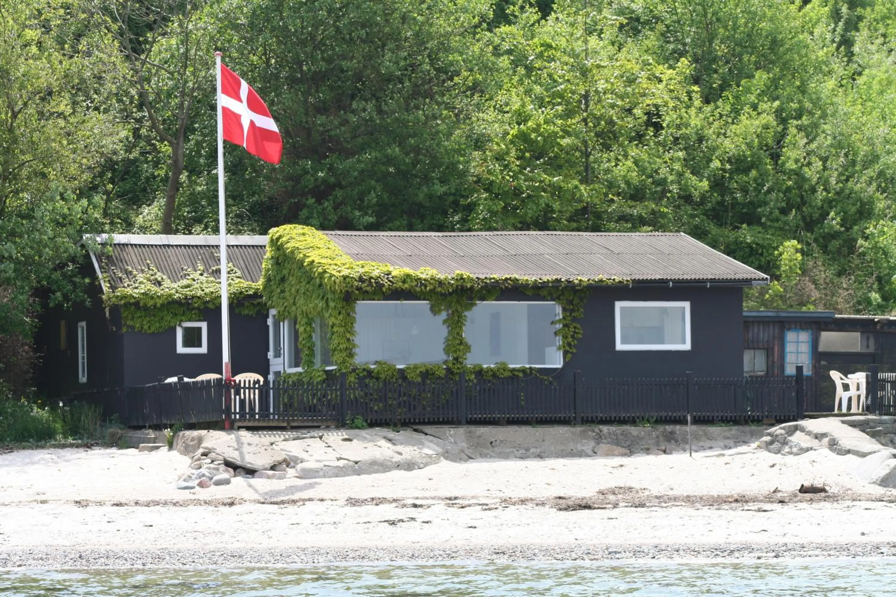 Facade/entrance in Loff Holiday Houses