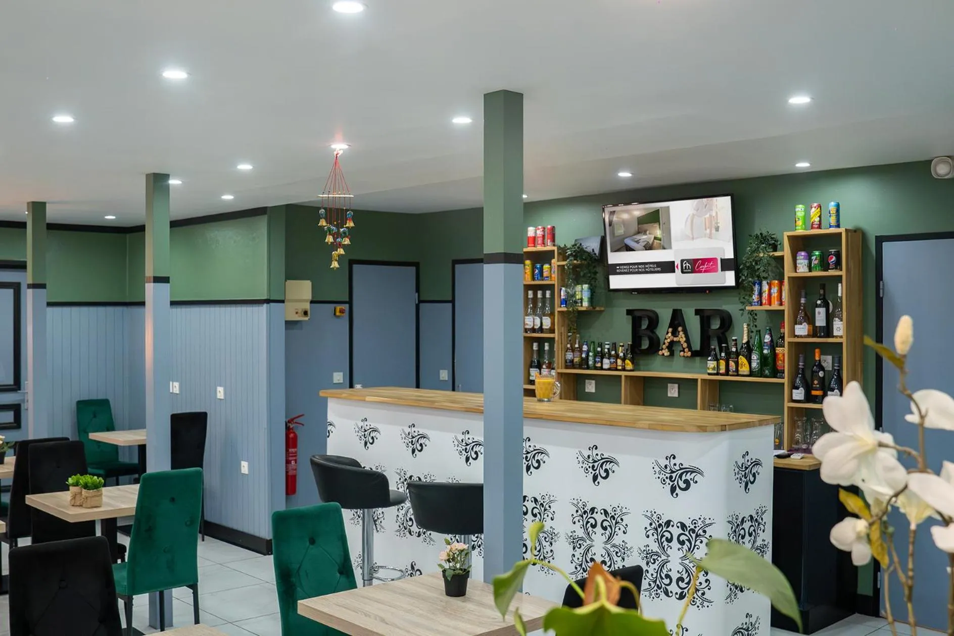 Lounge or bar in Fasthotel Le Mans Nord FH CONFORT