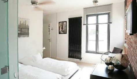 Photo of the whole room, Bed in Vinotel Augustin