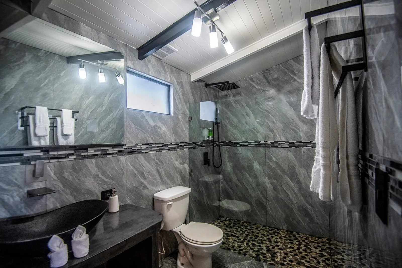 Bathroom in Villa Roca Boutique Resort & Suites - ADULT ONLY