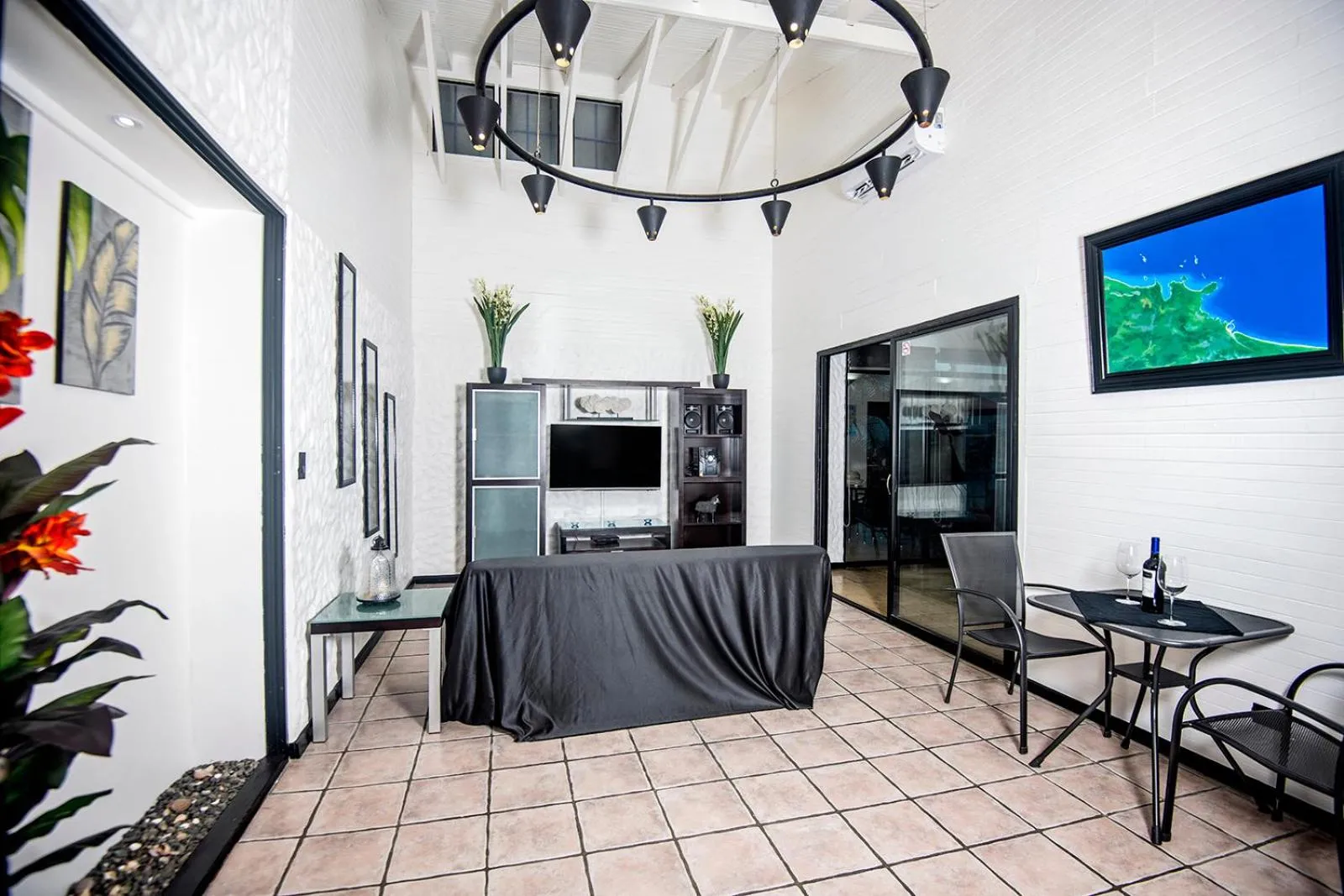 Living room in Villa Roca Boutique Resort & Suites - ADULT ONLY