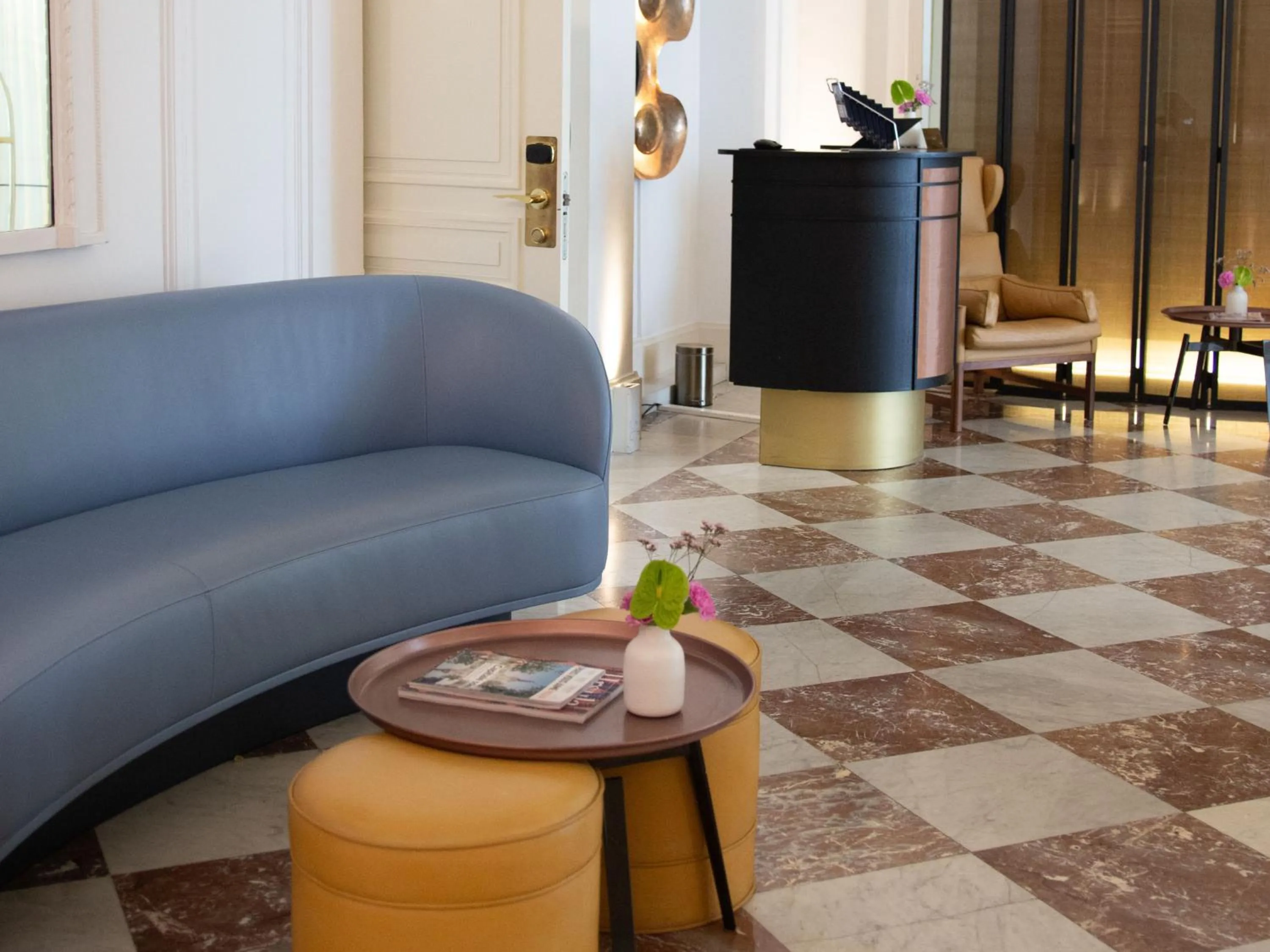 Lobby or reception in Hôtel Vernet Champs Elysées Paris