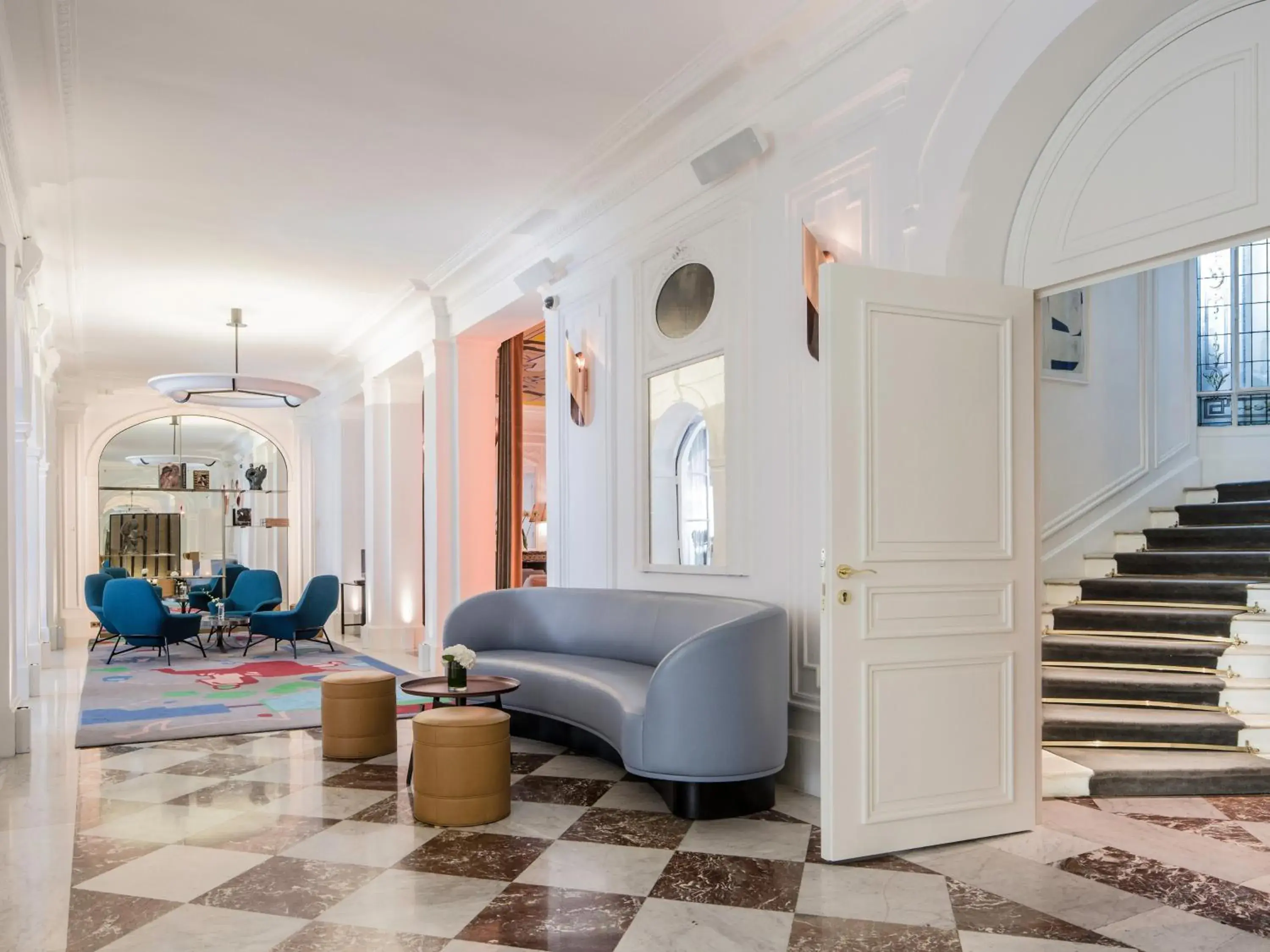 Lobby or reception in Hôtel Vernet Champs Elysées Paris Lobby or reception in Hôtel Vernet Champs Elysées Paris