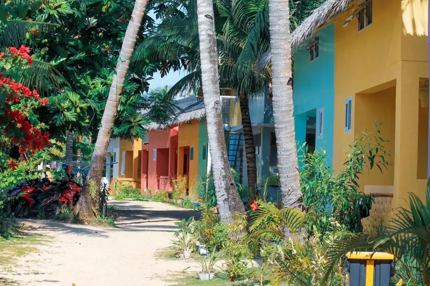 Deluxe Room in In Dai Aquasports and Beach Resort Deluxe Room in In Dai Aquasports and Beach Resort